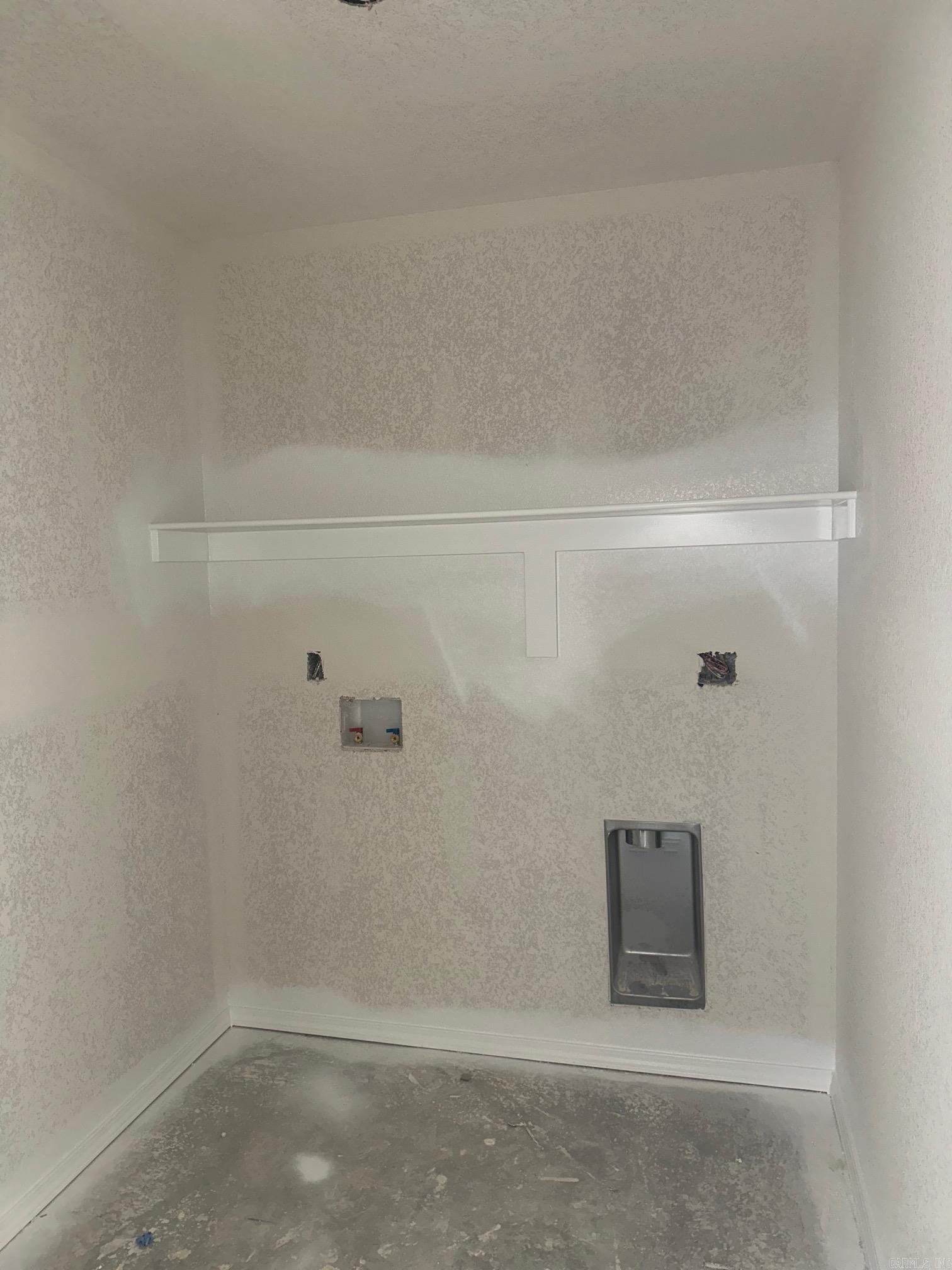 HILLDALE CROSSING - Residential