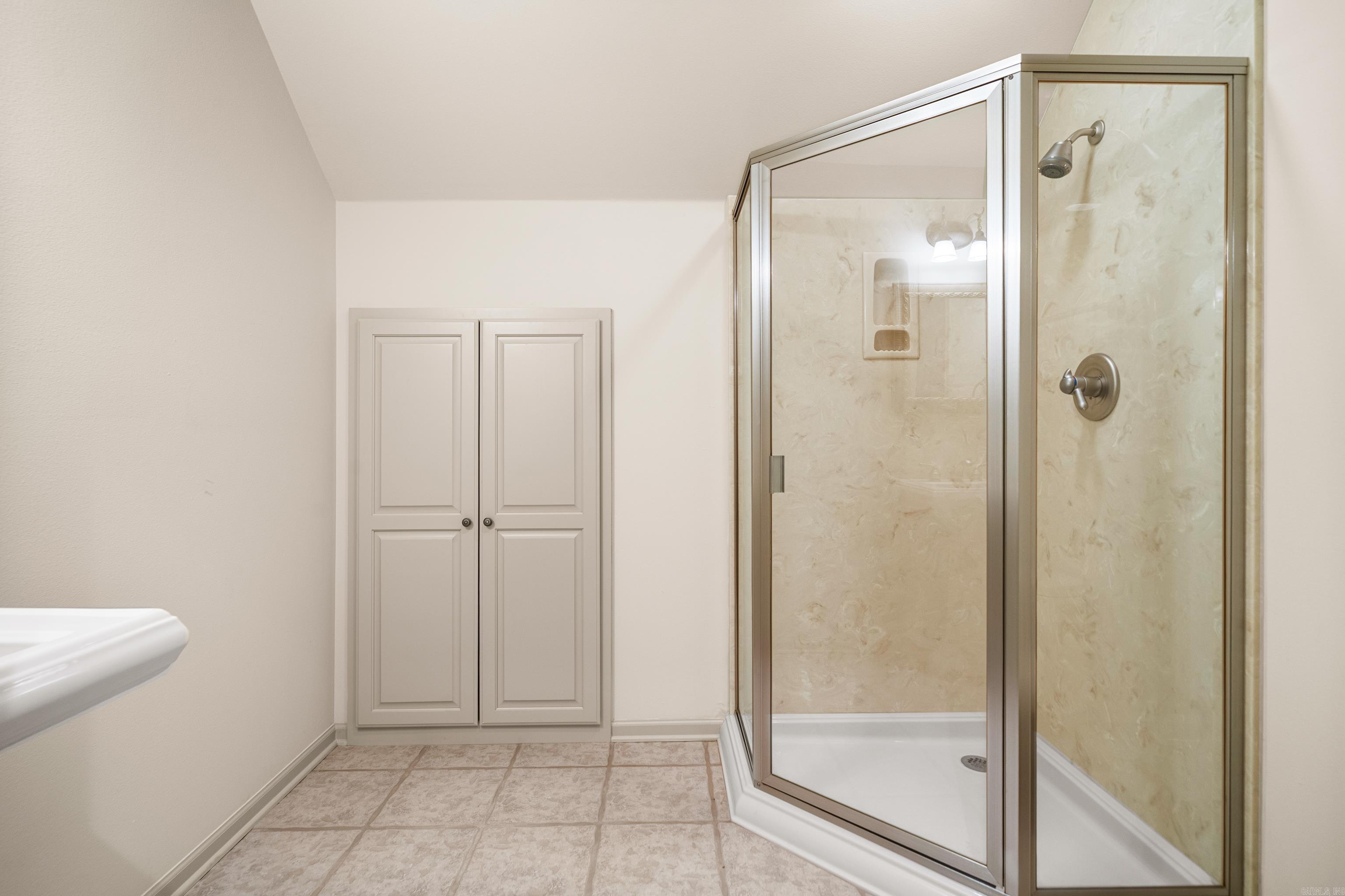 LOTUS VALLEY - Residential