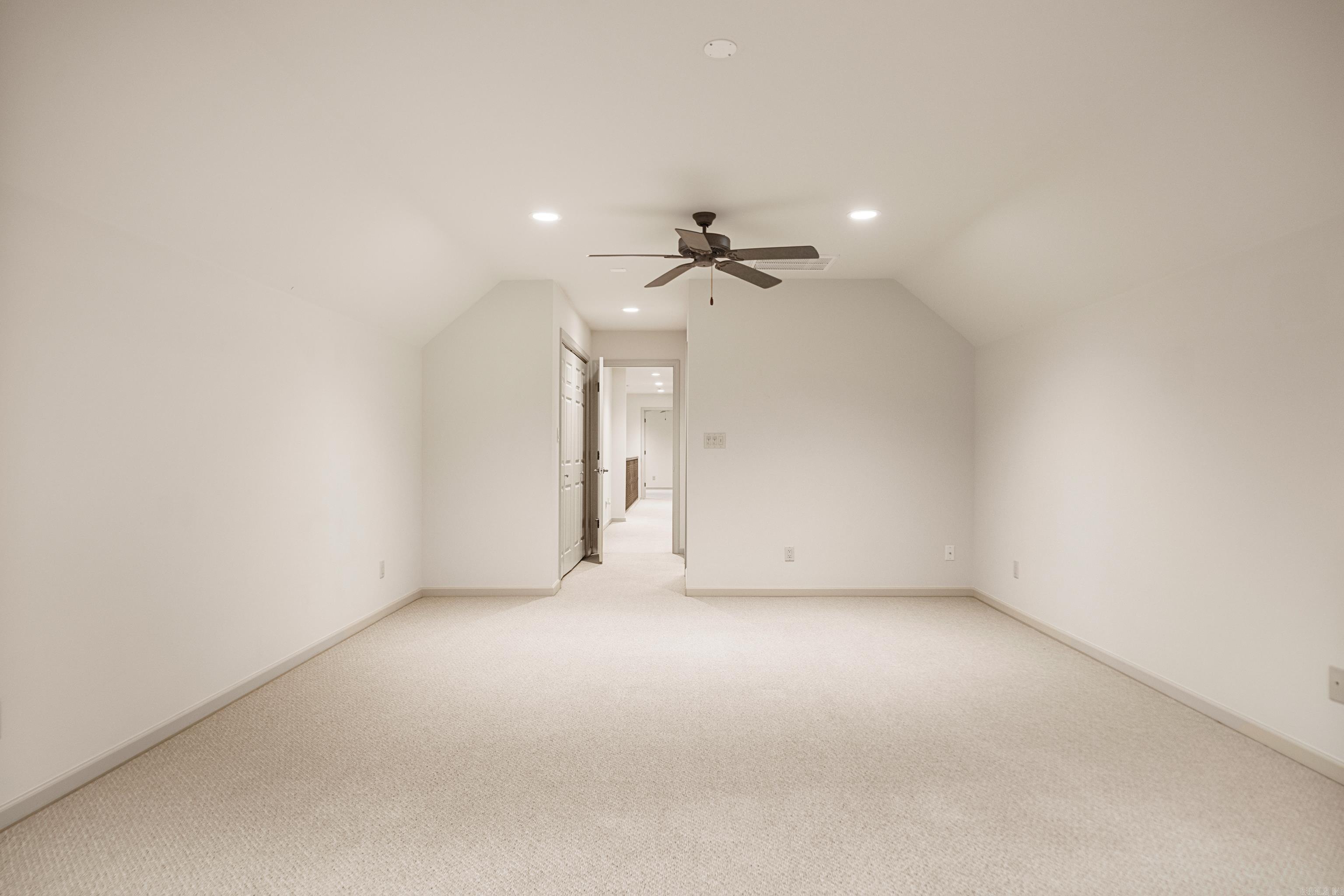 LOTUS VALLEY - Residential