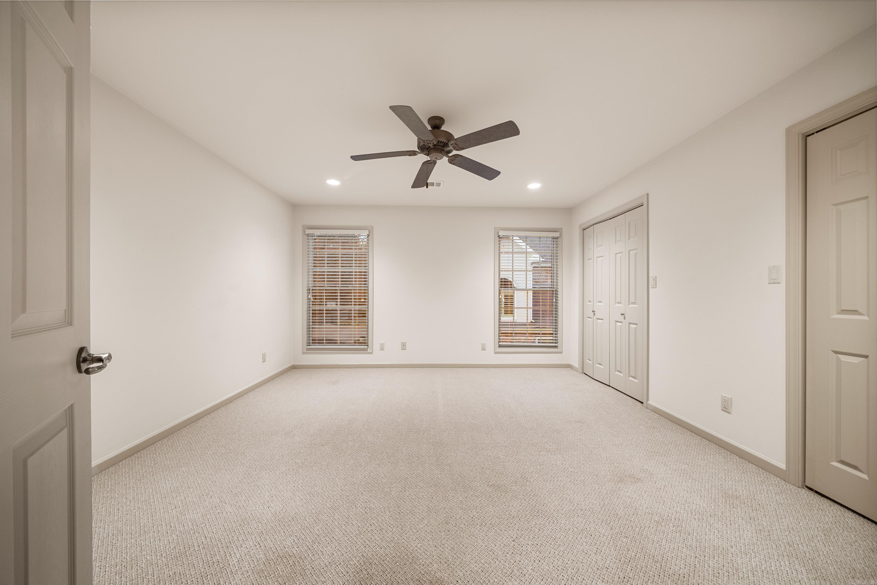 LOTUS VALLEY - Residential