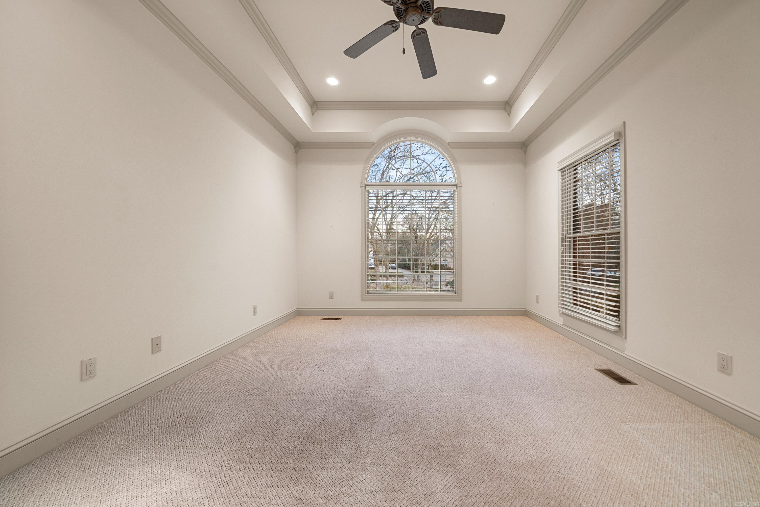 LOTUS VALLEY - Residential