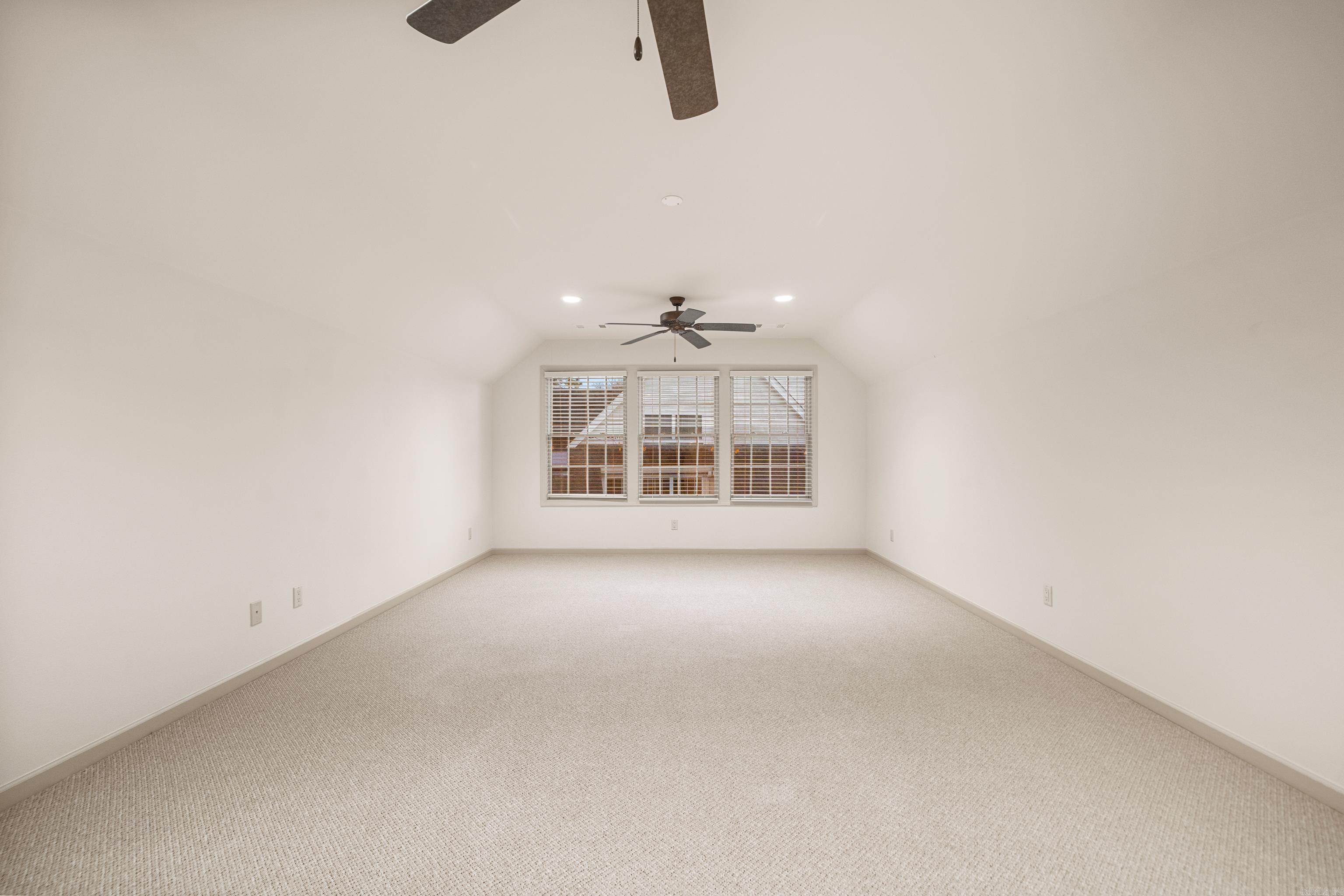 LOTUS VALLEY - Residential