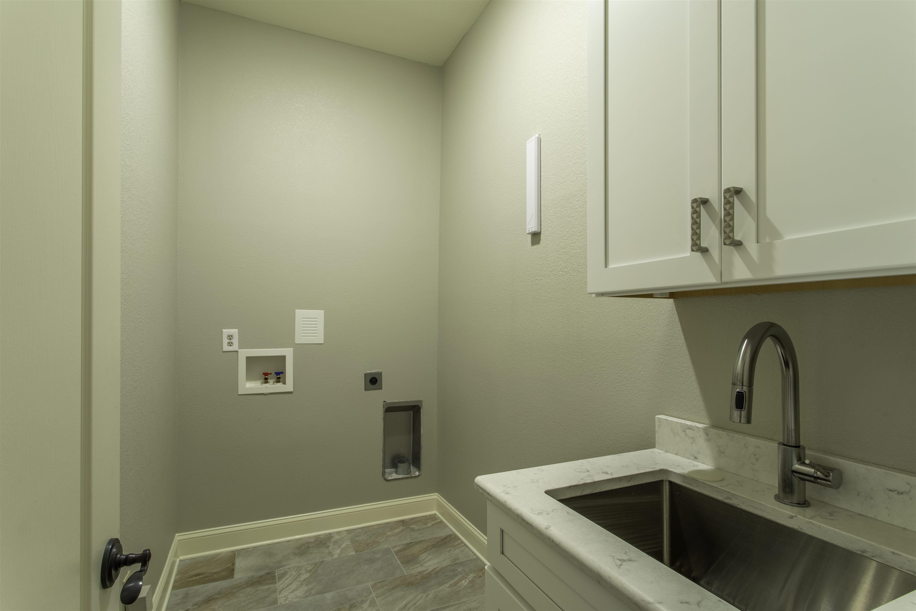 Ridgepointe - Residential