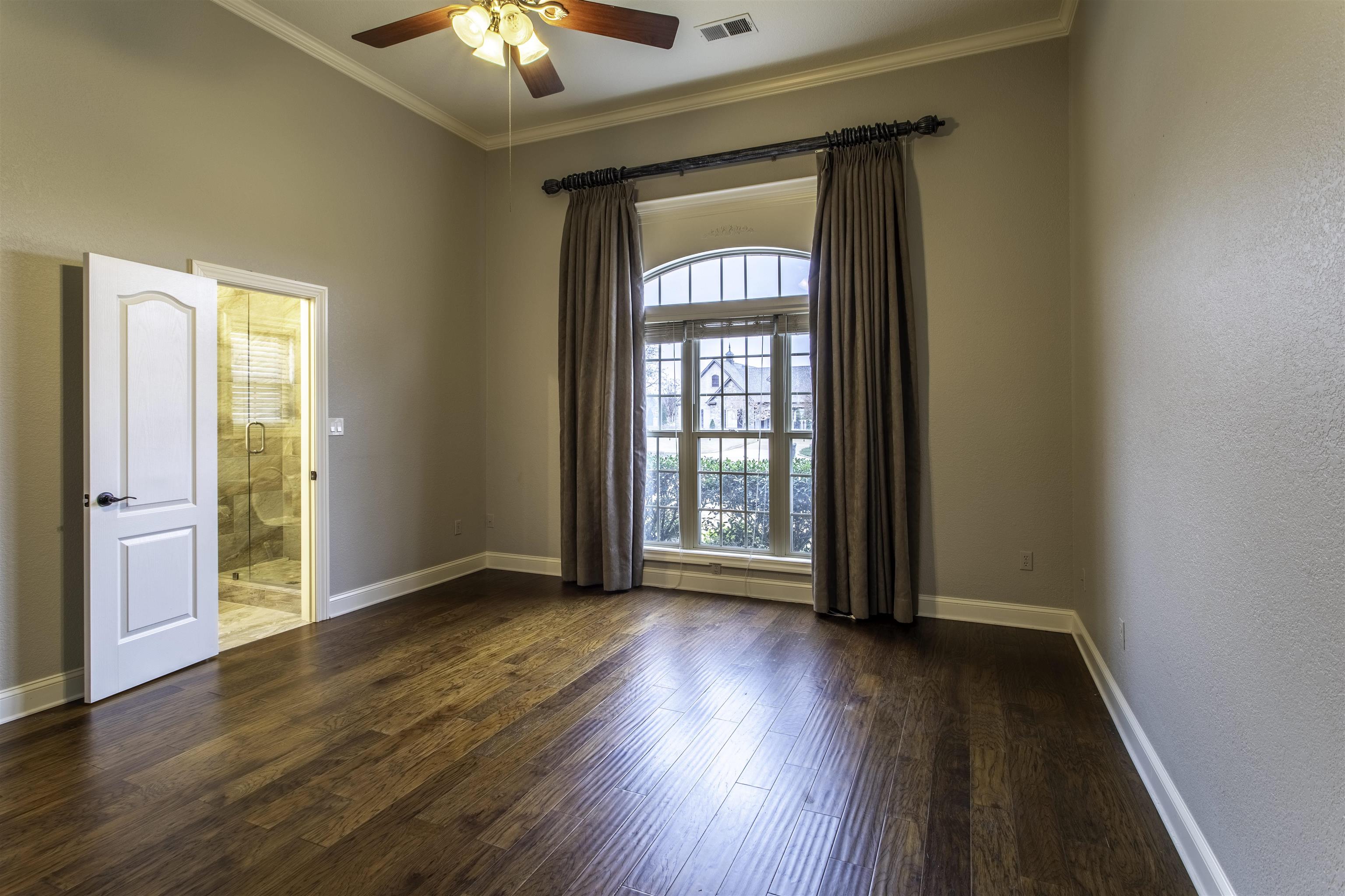 Ridgepointe - Residential