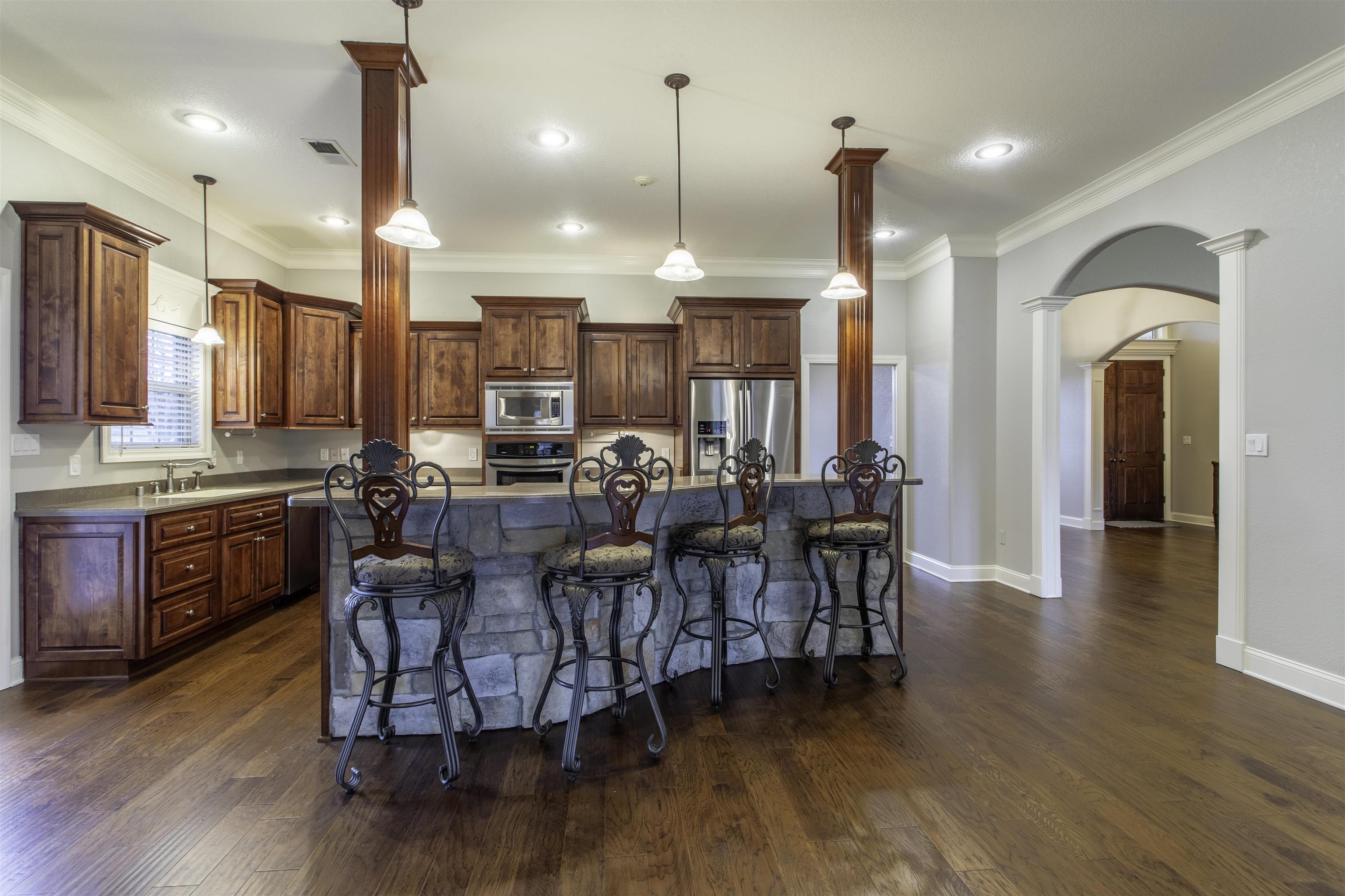 Ridgepointe - Residential