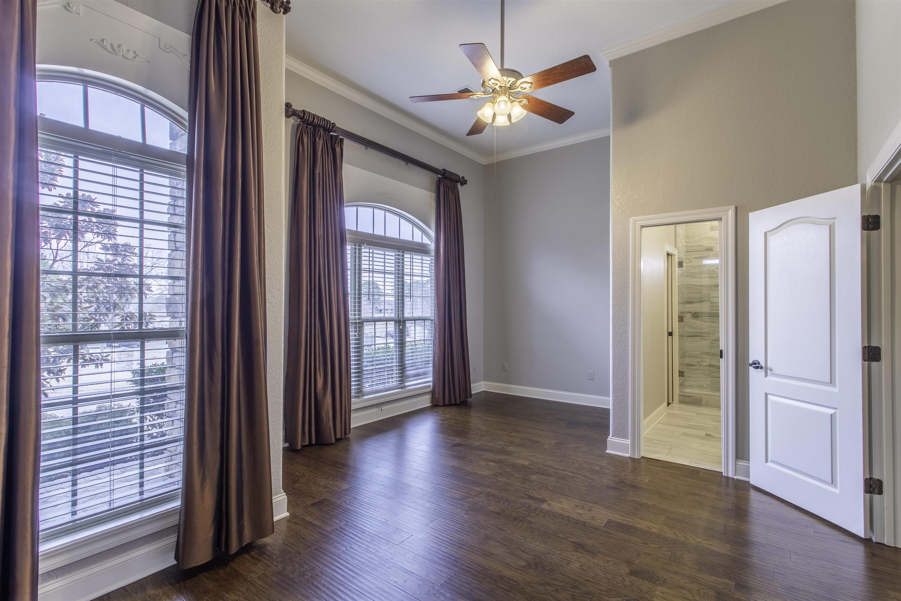 Ridgepointe - Residential