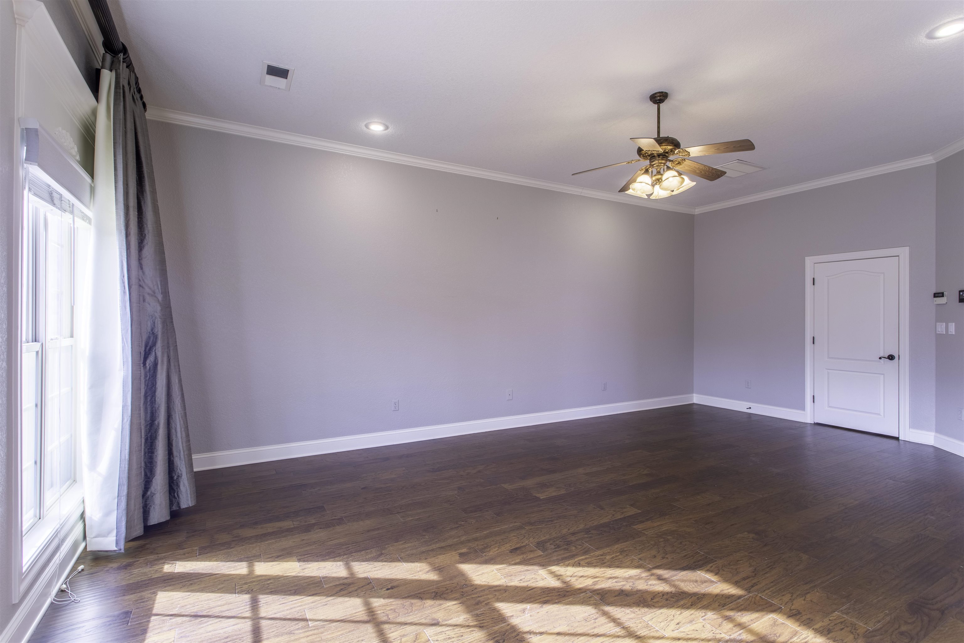 Ridgepointe - Residential