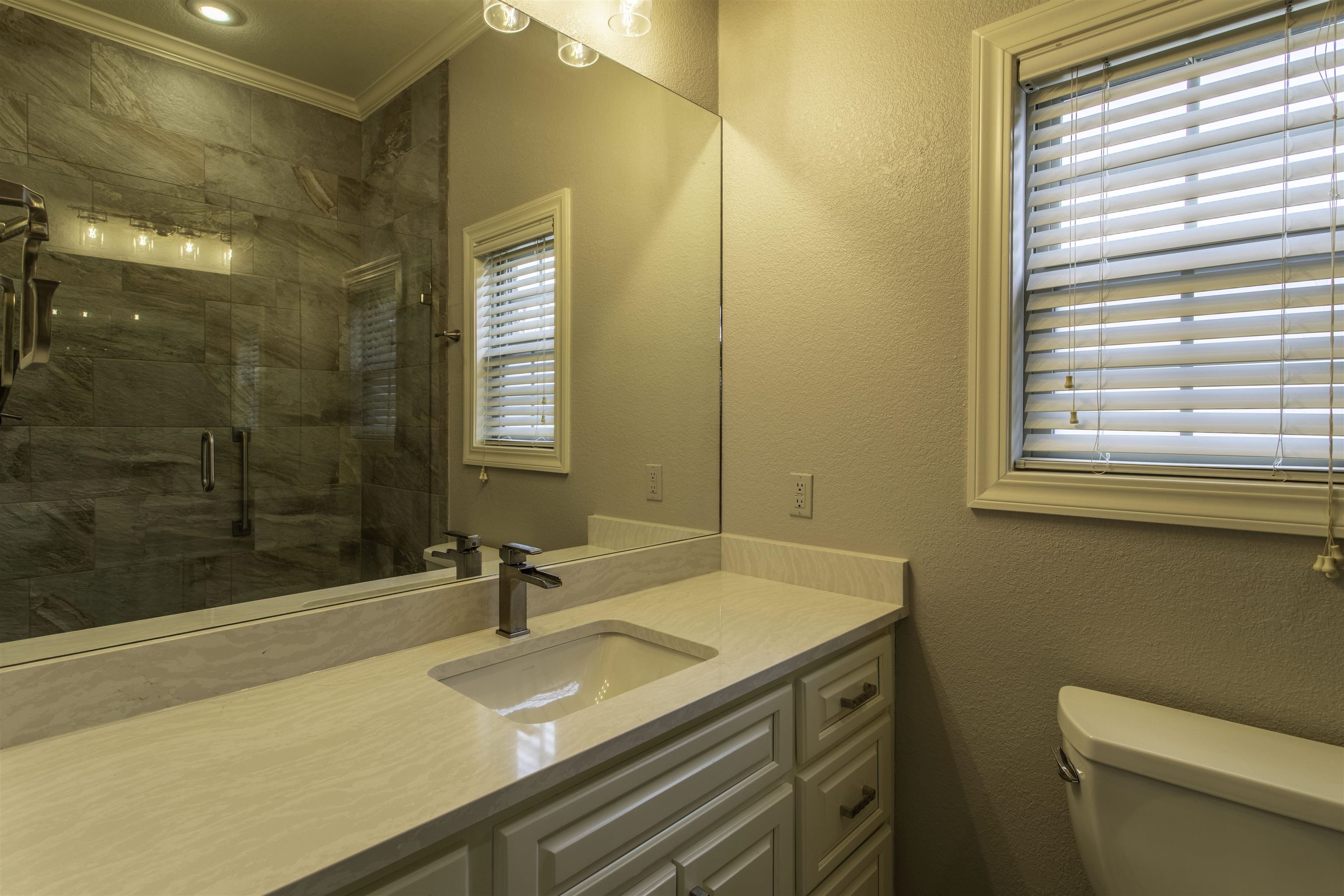 Ridgepointe - Residential