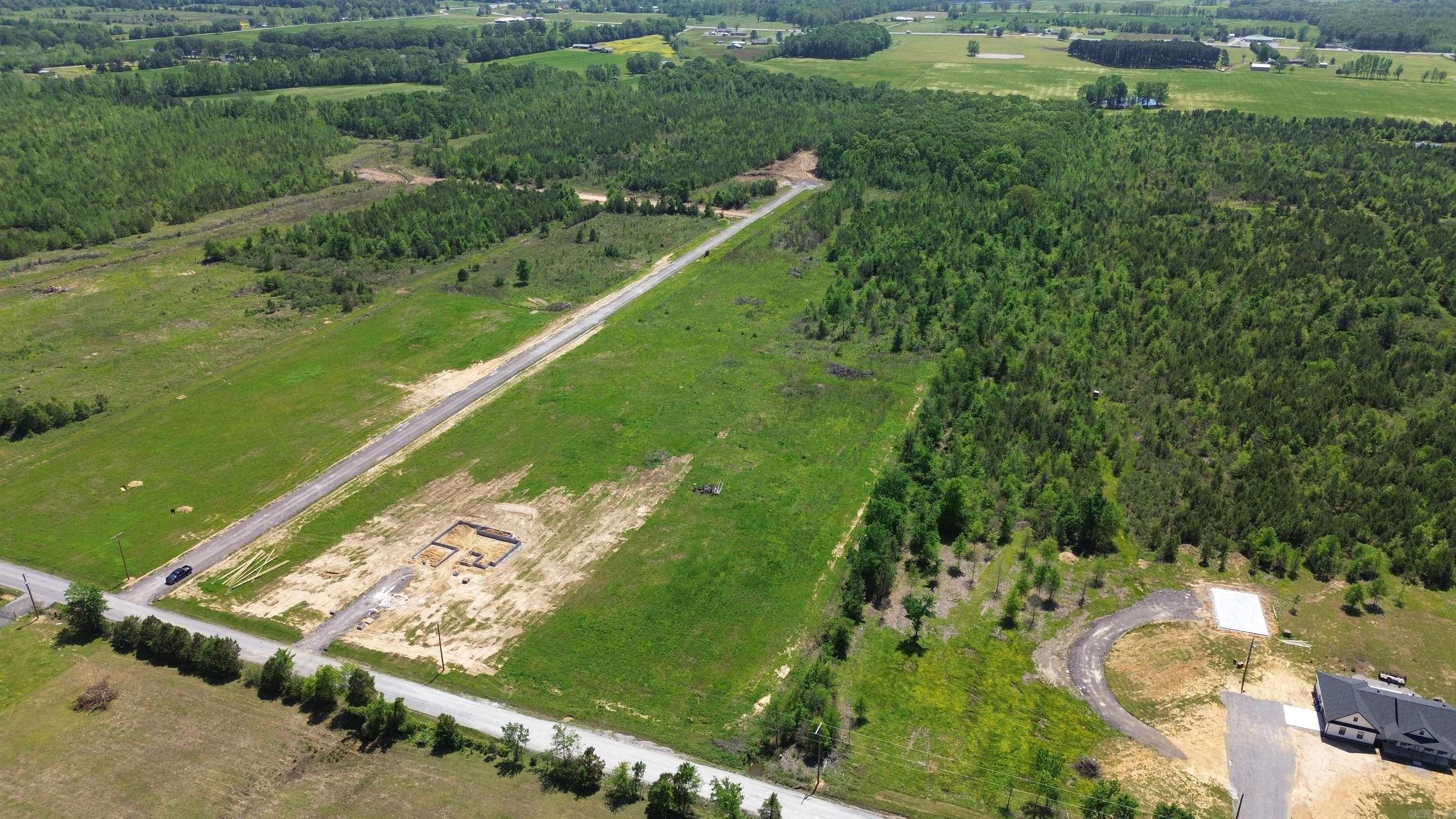 Metes & Bounds - Land