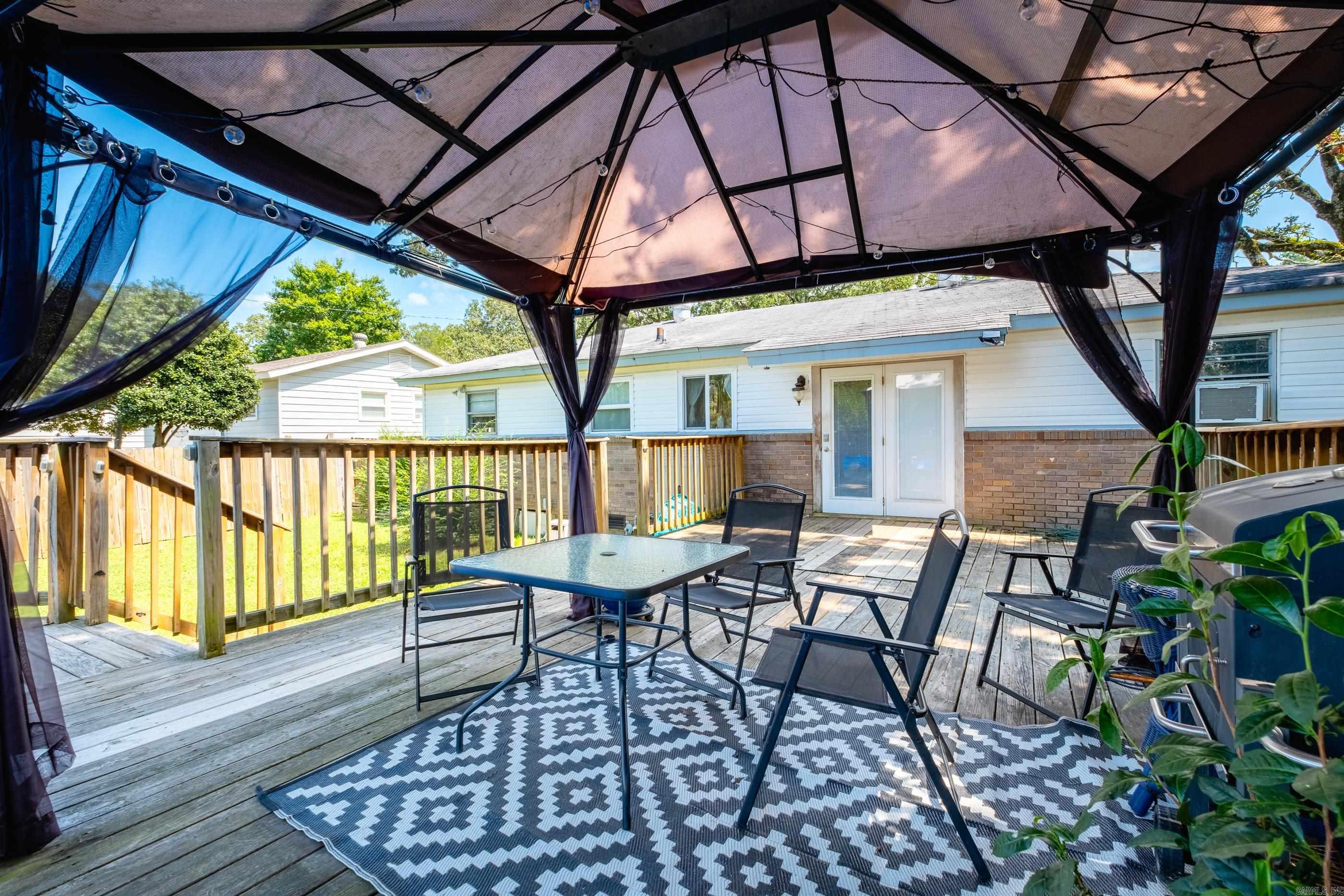 INDIAN HILLS - Residential