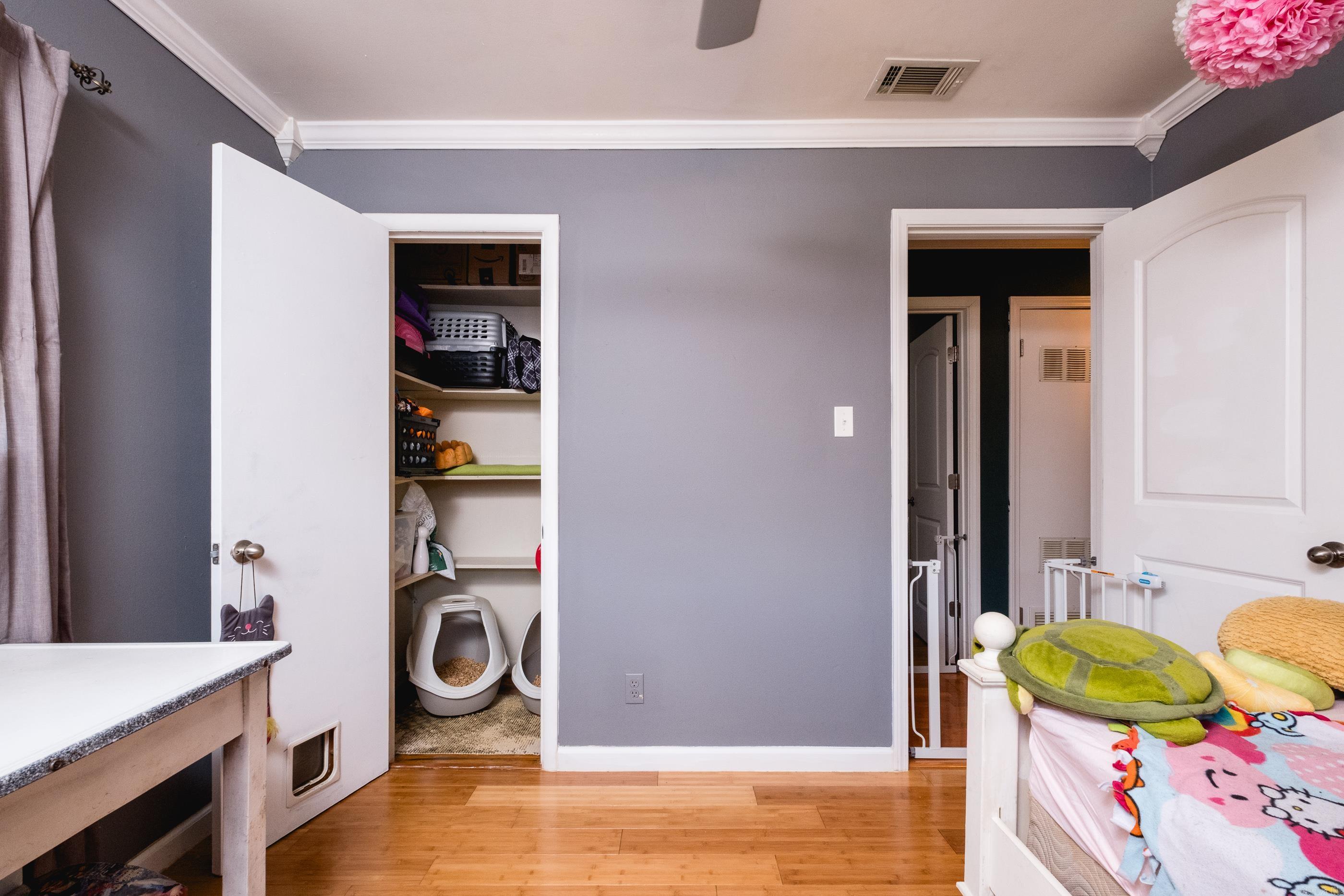 INDIAN HILLS - Residential