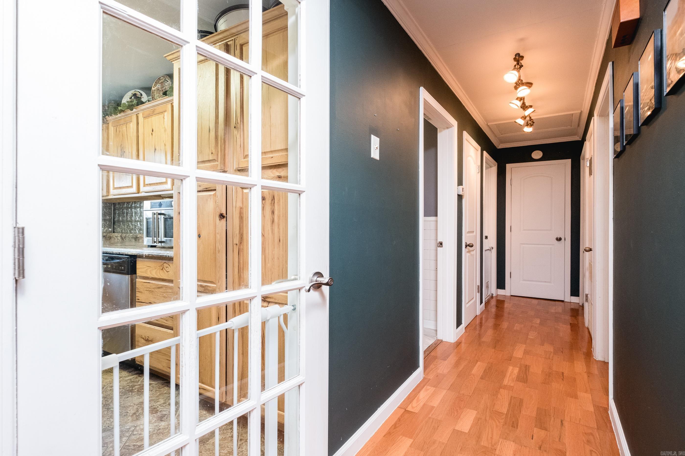 INDIAN HILLS - Residential