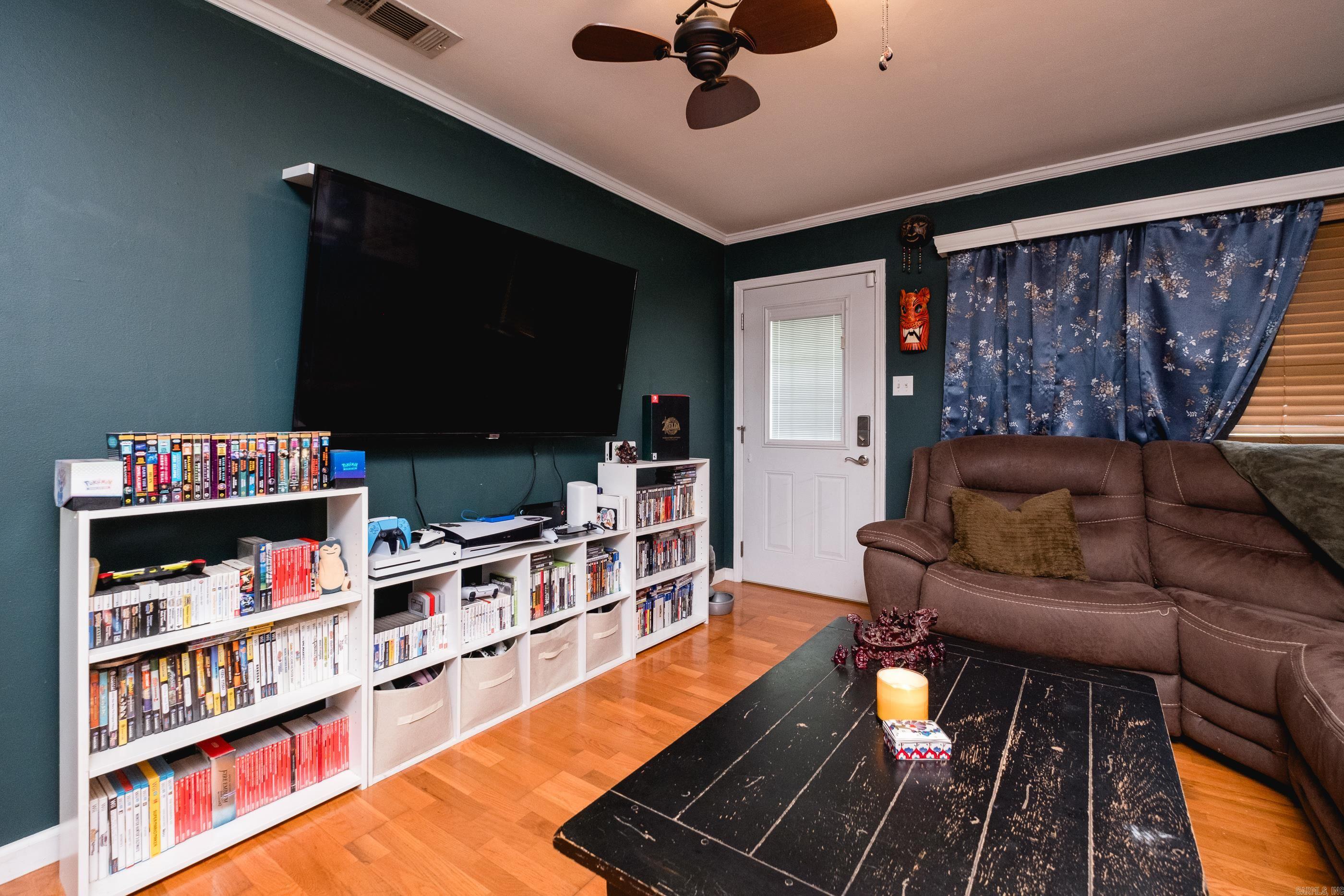 INDIAN HILLS - Residential