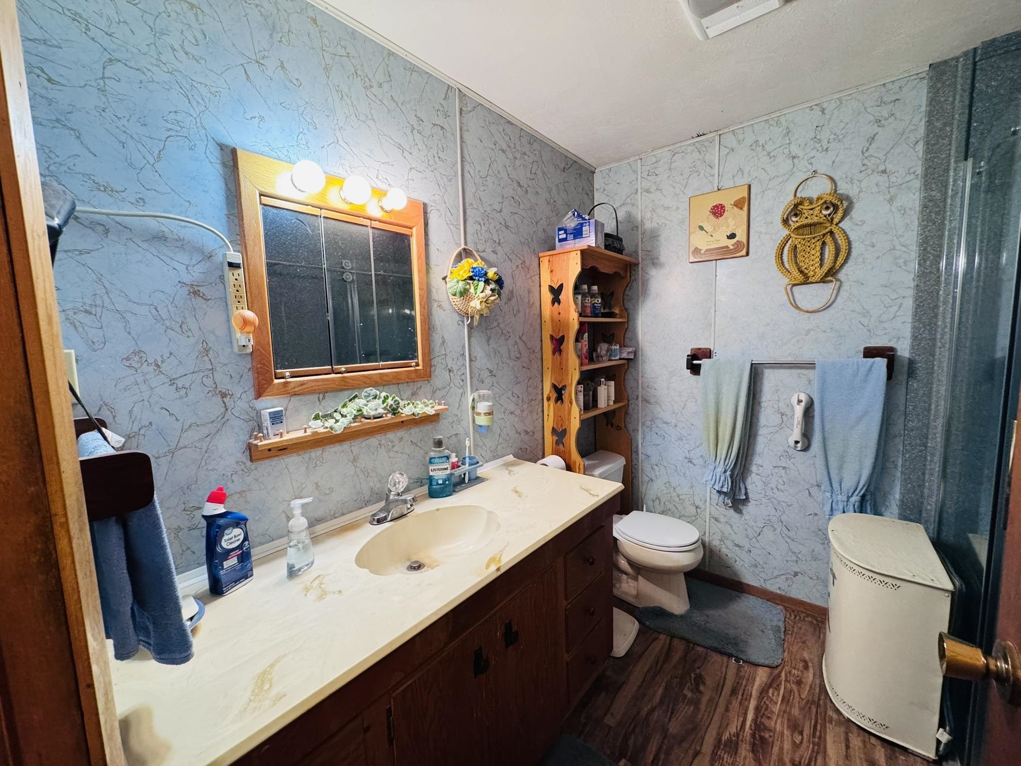 J Bar J - Residential