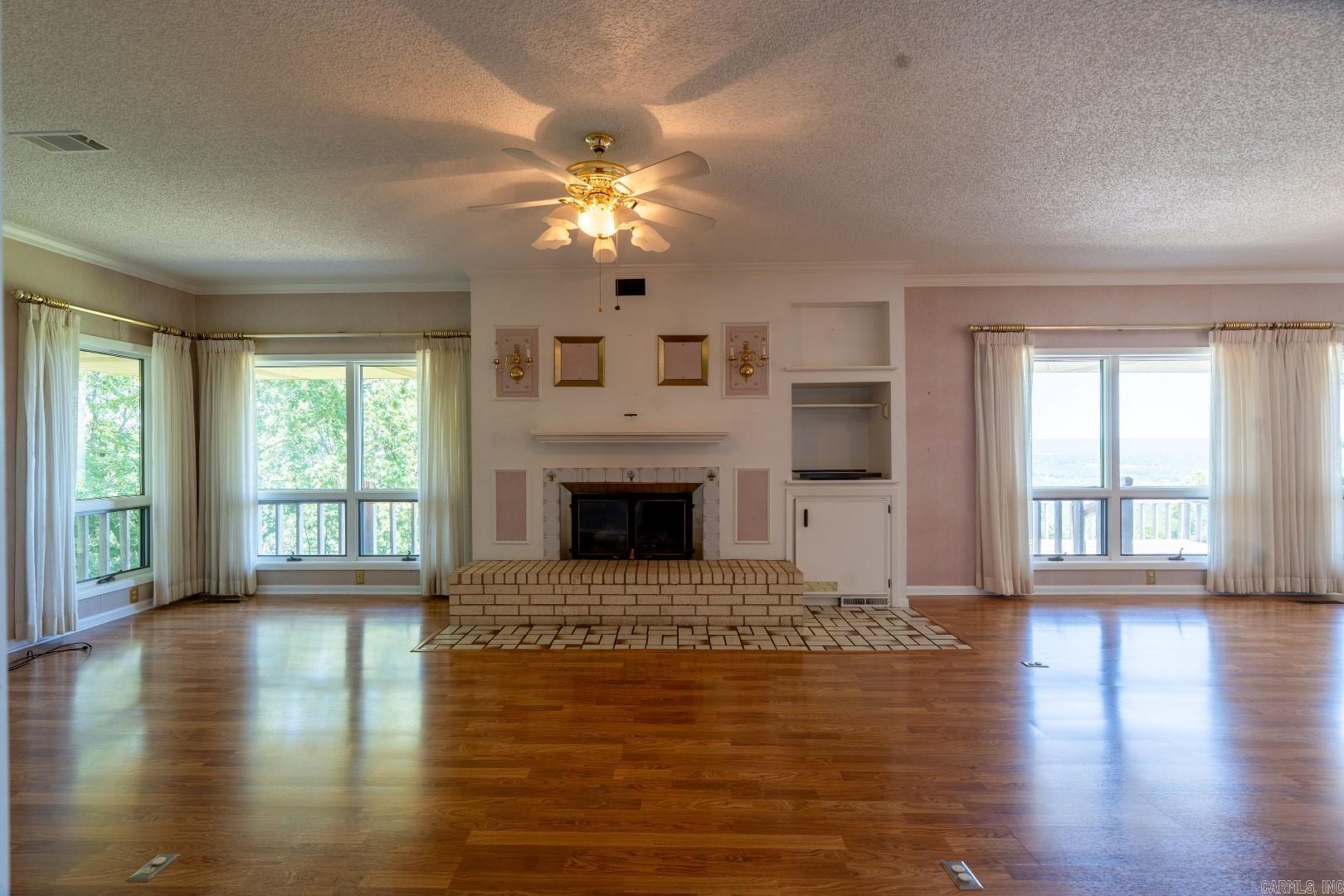 RIDGECREST ESTATES - Residential