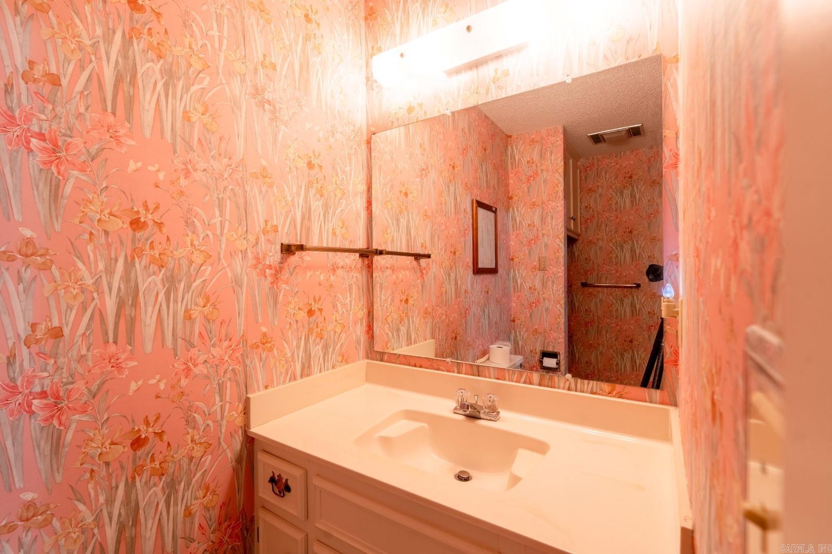 RIDGECREST ESTATES - Residential