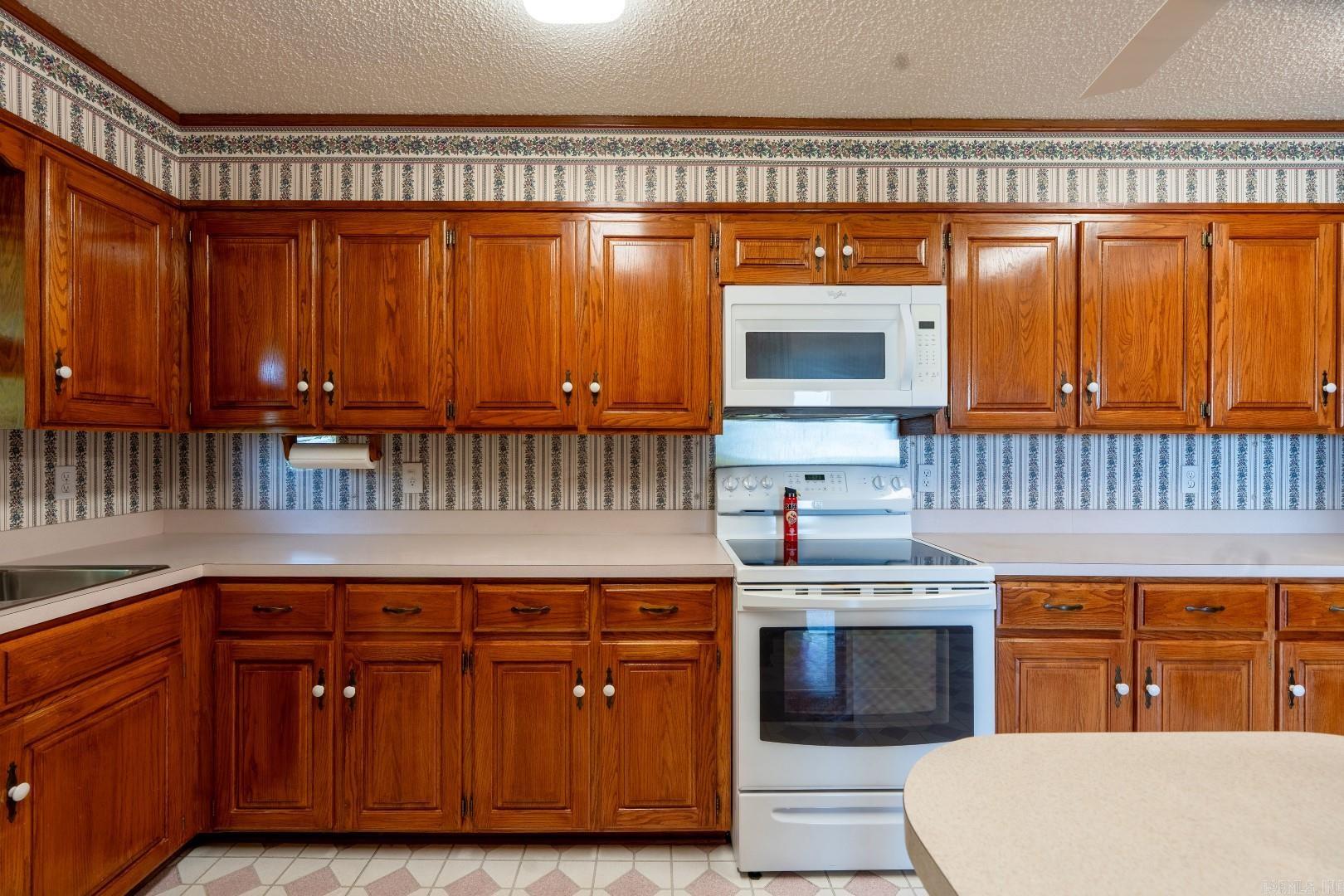 RIDGECREST ESTATES - Residential