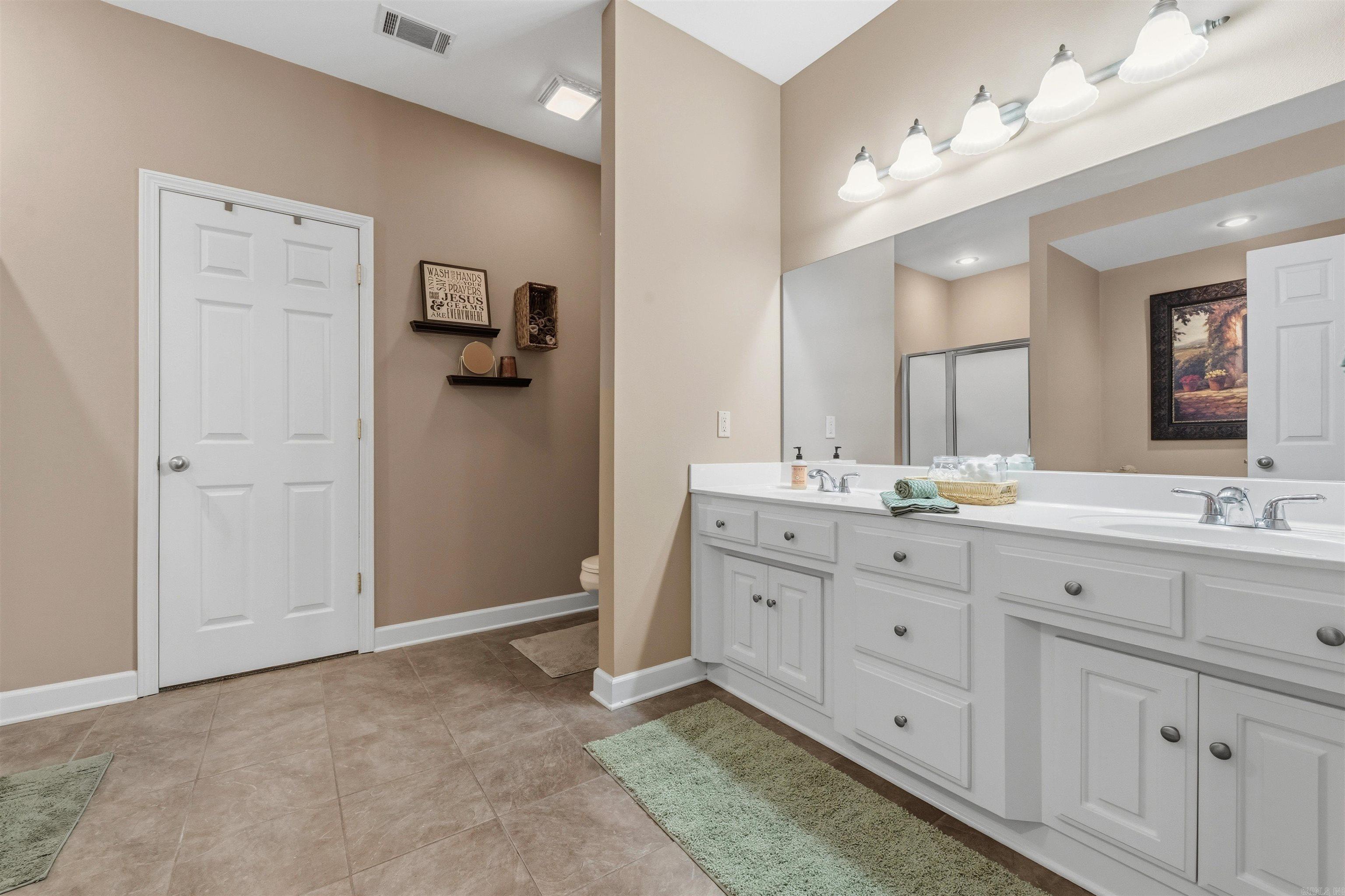 TURTLE CREEK - Residential