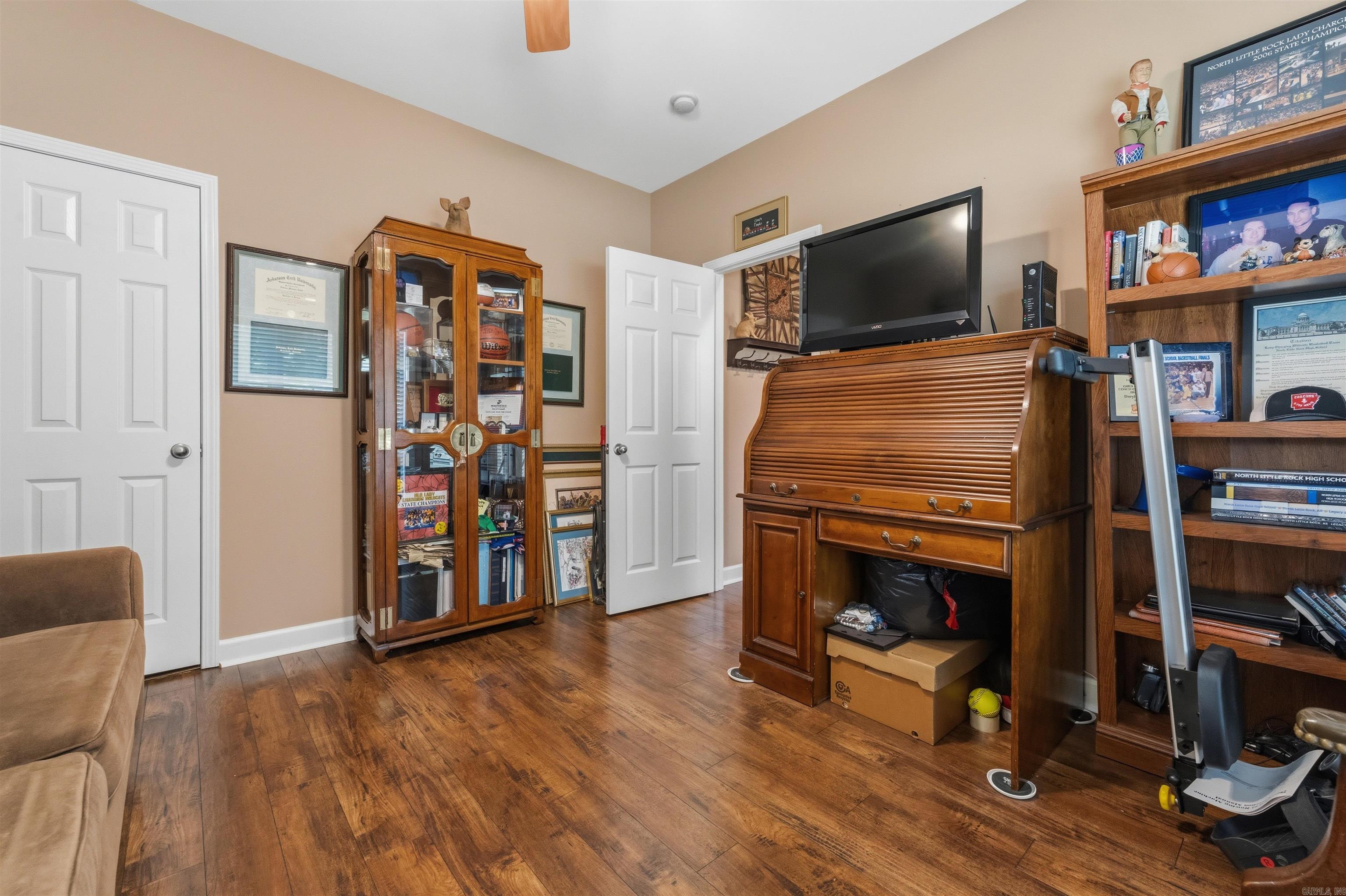 TURTLE CREEK - Residential