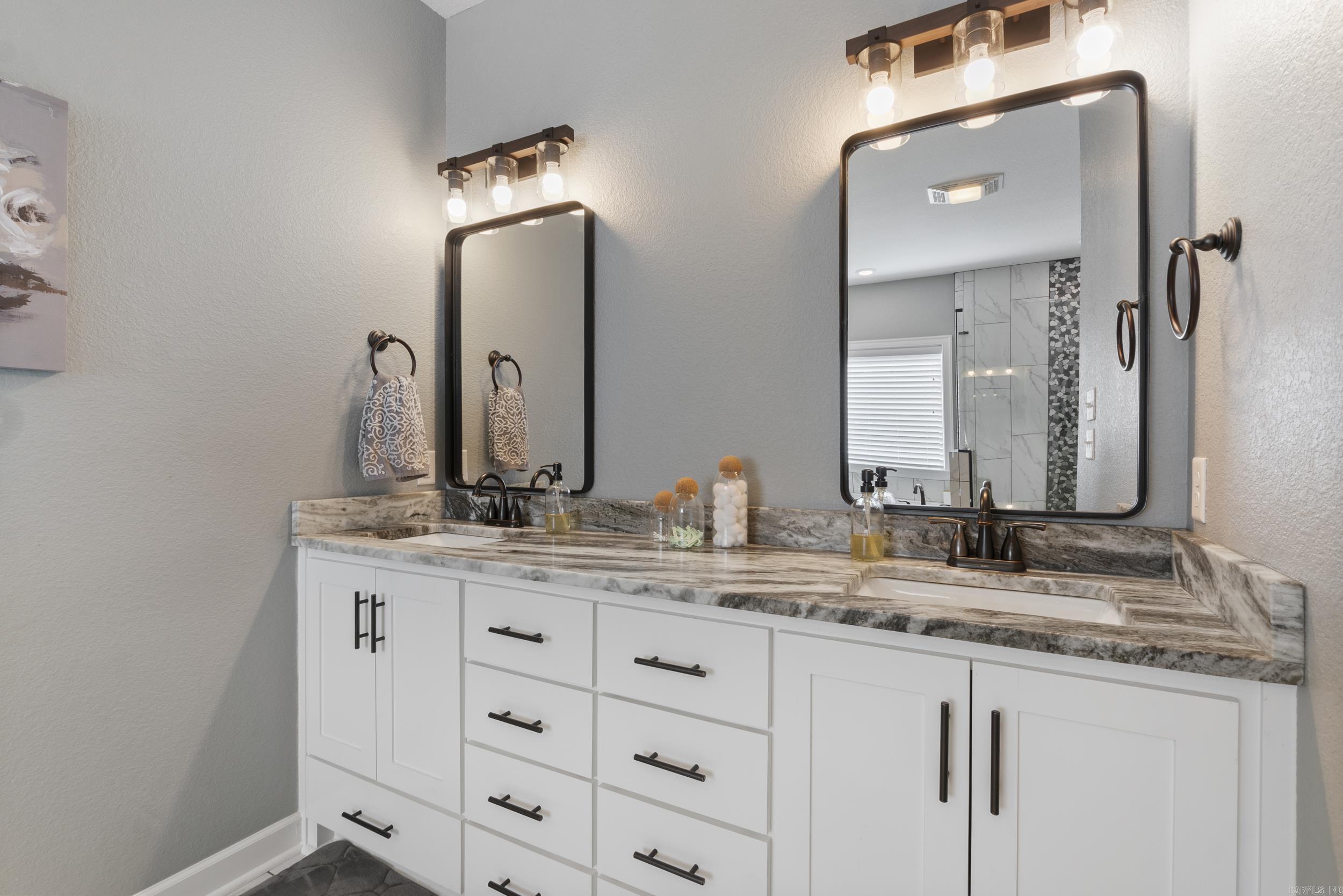 Vickies Place - Residential