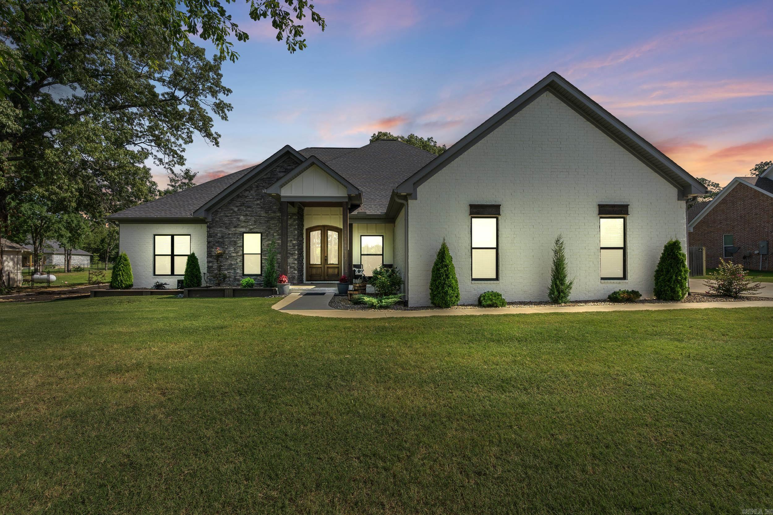 Vickies Place - Residential