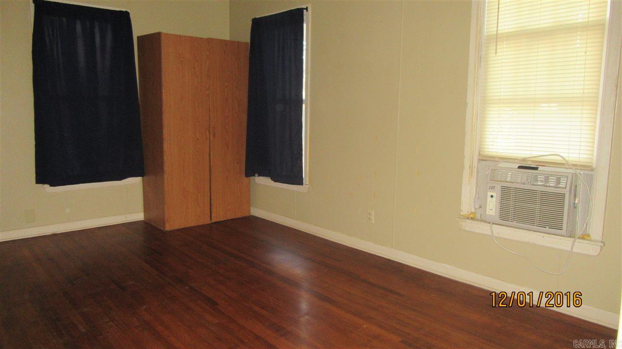 West Wood - Residential Lease