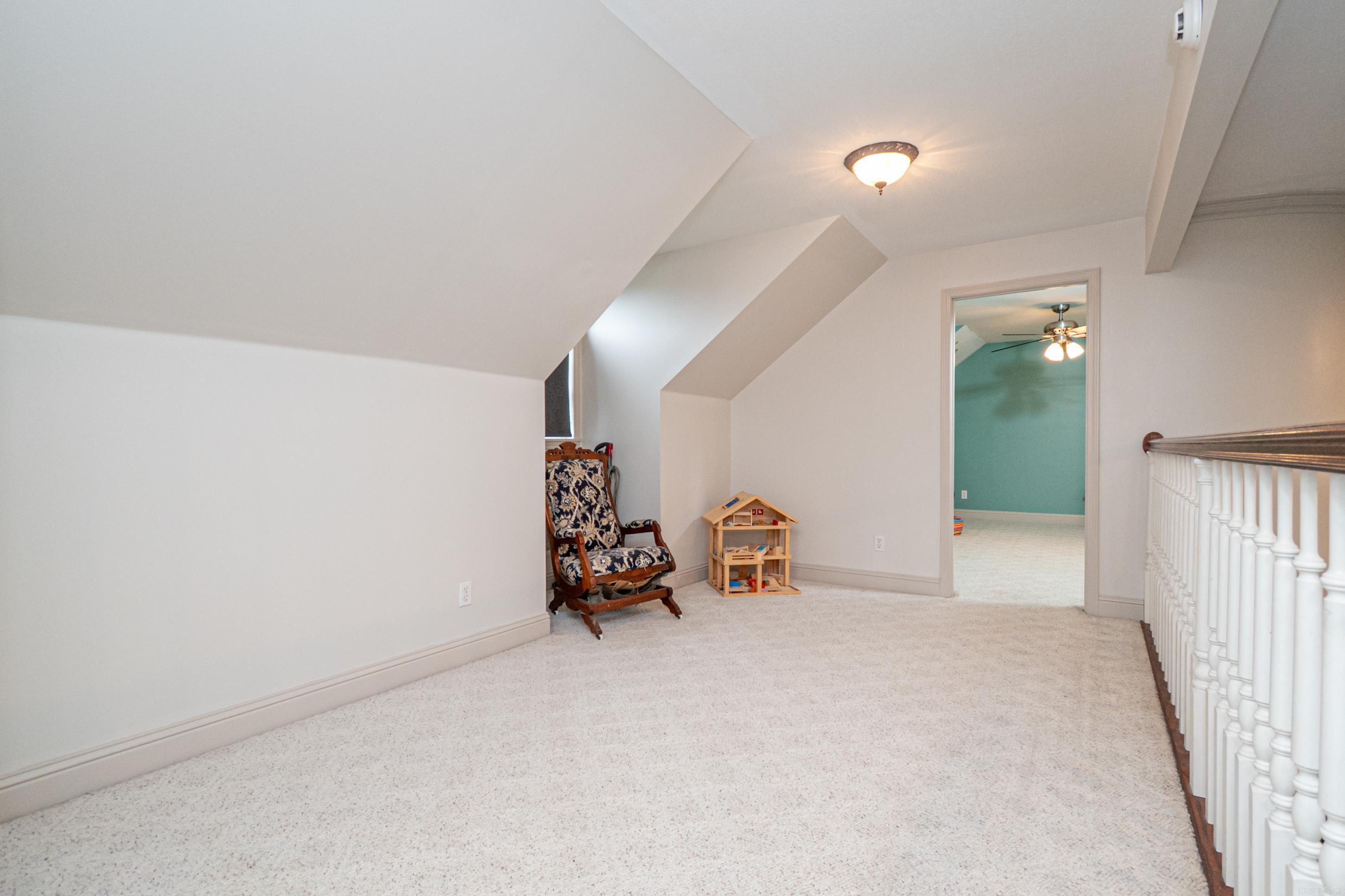 MEADOW HILLS - Residential