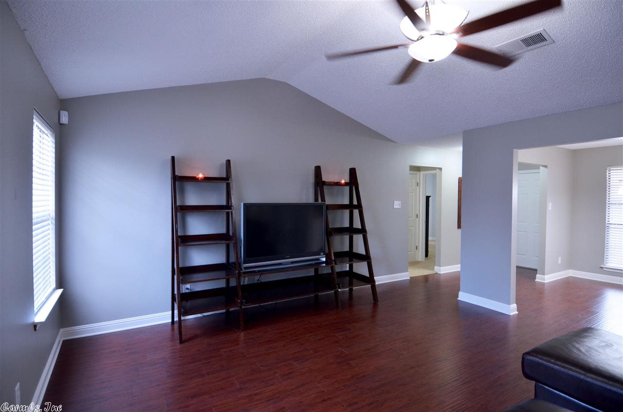 OTTER CREEK COMMUNITY - Residential