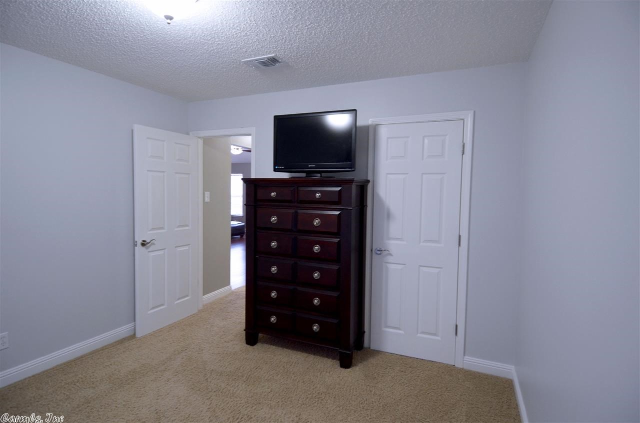 OTTER CREEK COMMUNITY - Residential