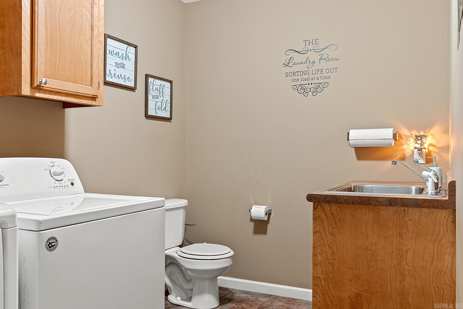 CARRIAGE HILL - Residential