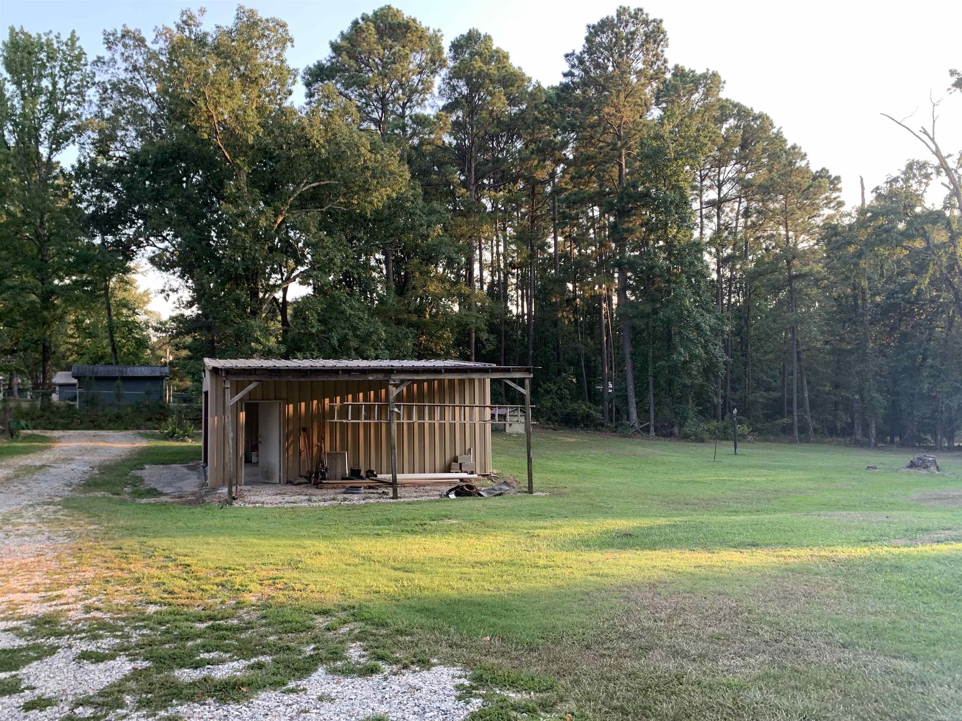 WAYWOOD ESTATES - Residential