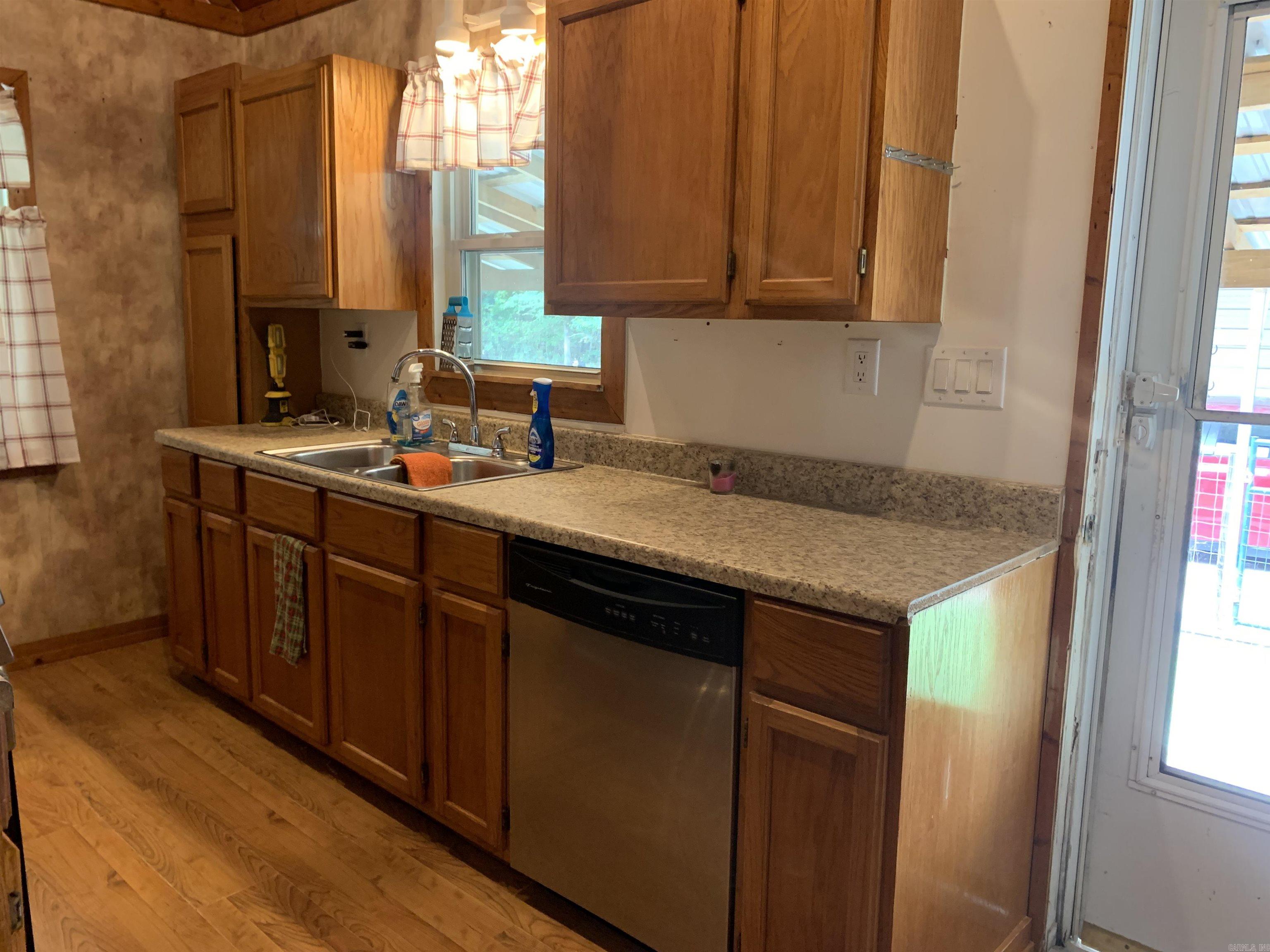 WAYWOOD ESTATES - Residential