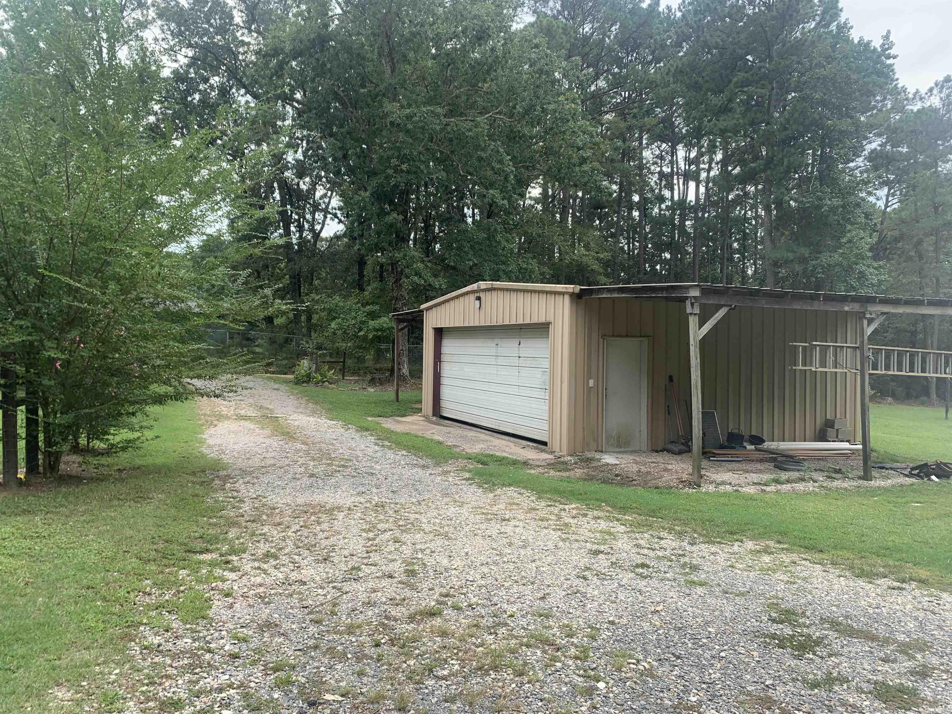 WAYWOOD ESTATES - Residential
