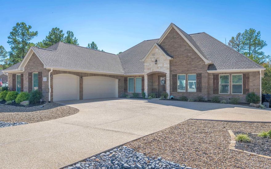 Gorgeous 3 year old Carriage Custom Homes charmer on Huge Corner Lot near Lake Maria and the East Gate! Quality Finishes throughout! Wood Inlayed Foyer Ceiling, Crown Molding, Rounded Corners, Classic Pillars, Gridded French Doors to the Den. Granite Kitchen Island/Eating Bar is Open to Living Room with Cathedral Ceiling and Gas Fireplace! Spa-like Ensuite with Huge Walk-in Closet! Extensive use of Brick & Stone on the Exterior and 3 Car Garage! The Screened Porch (not included in sq ft) overlooks the Backyard and Common Area behind this home for extra Elbow Room! Don't miss the Huge Attic Storage Area! (stairs go up from inside the Garage). You won't want to miss this beautiful home!