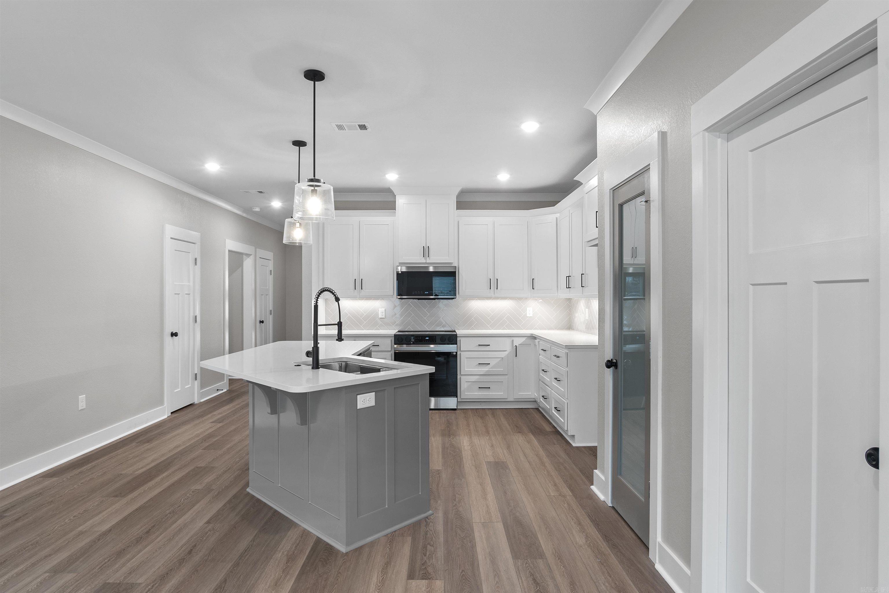 Dove Creek - Residential