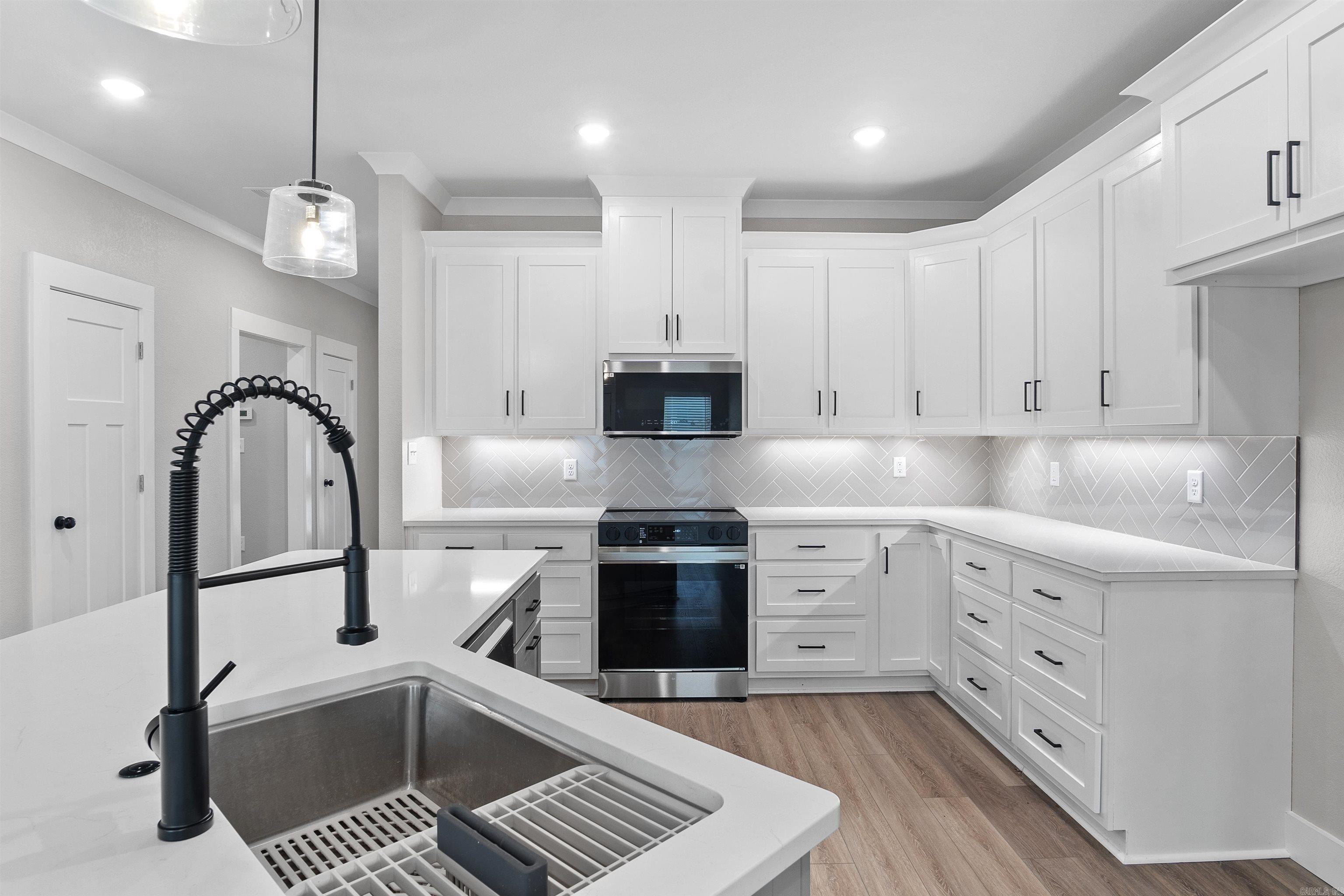 Dove Creek - Residential