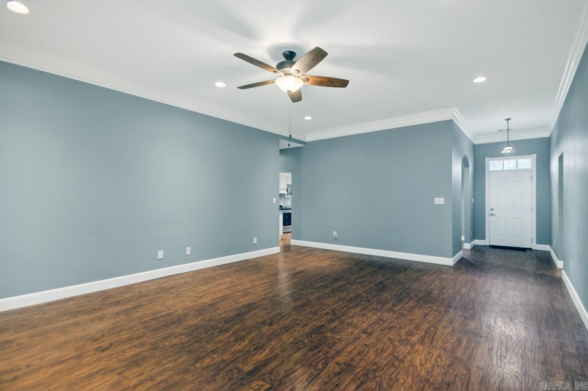 SPRINGHILL FARMS - Residential