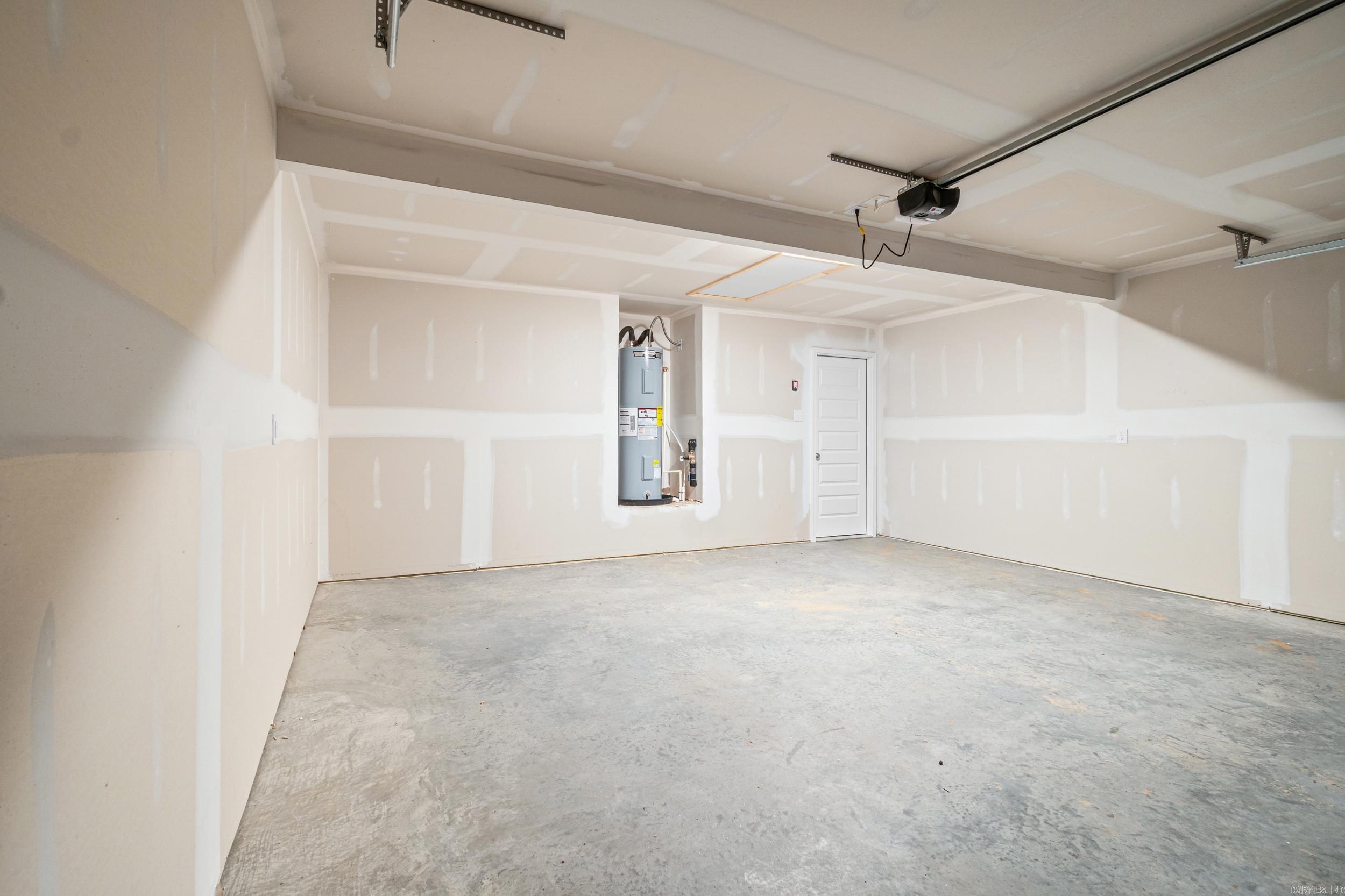 SOUTHFORK RANCH S/D PH I - Residential