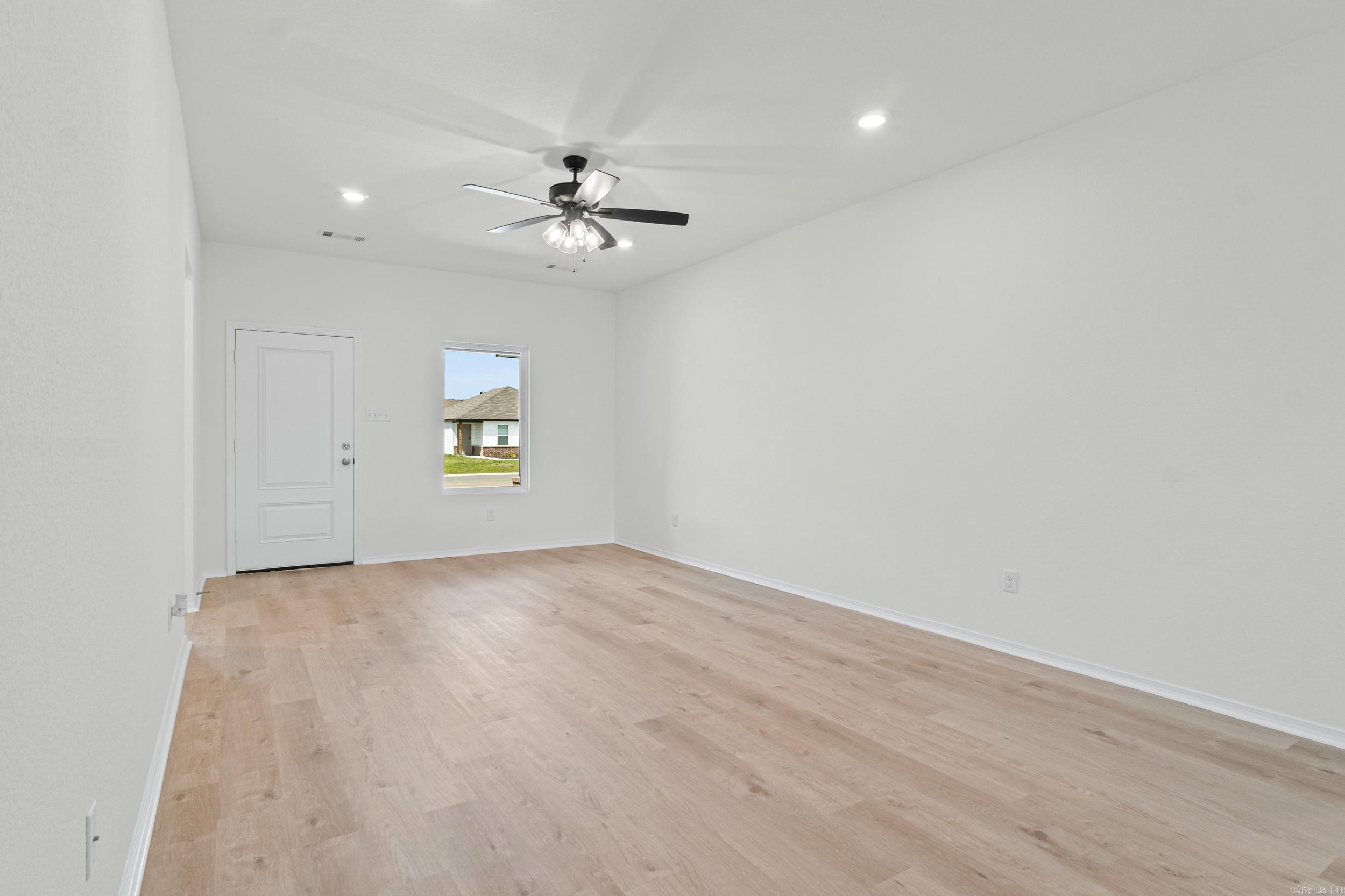 SOUTHFORK RANCH S/D PH I - Residential