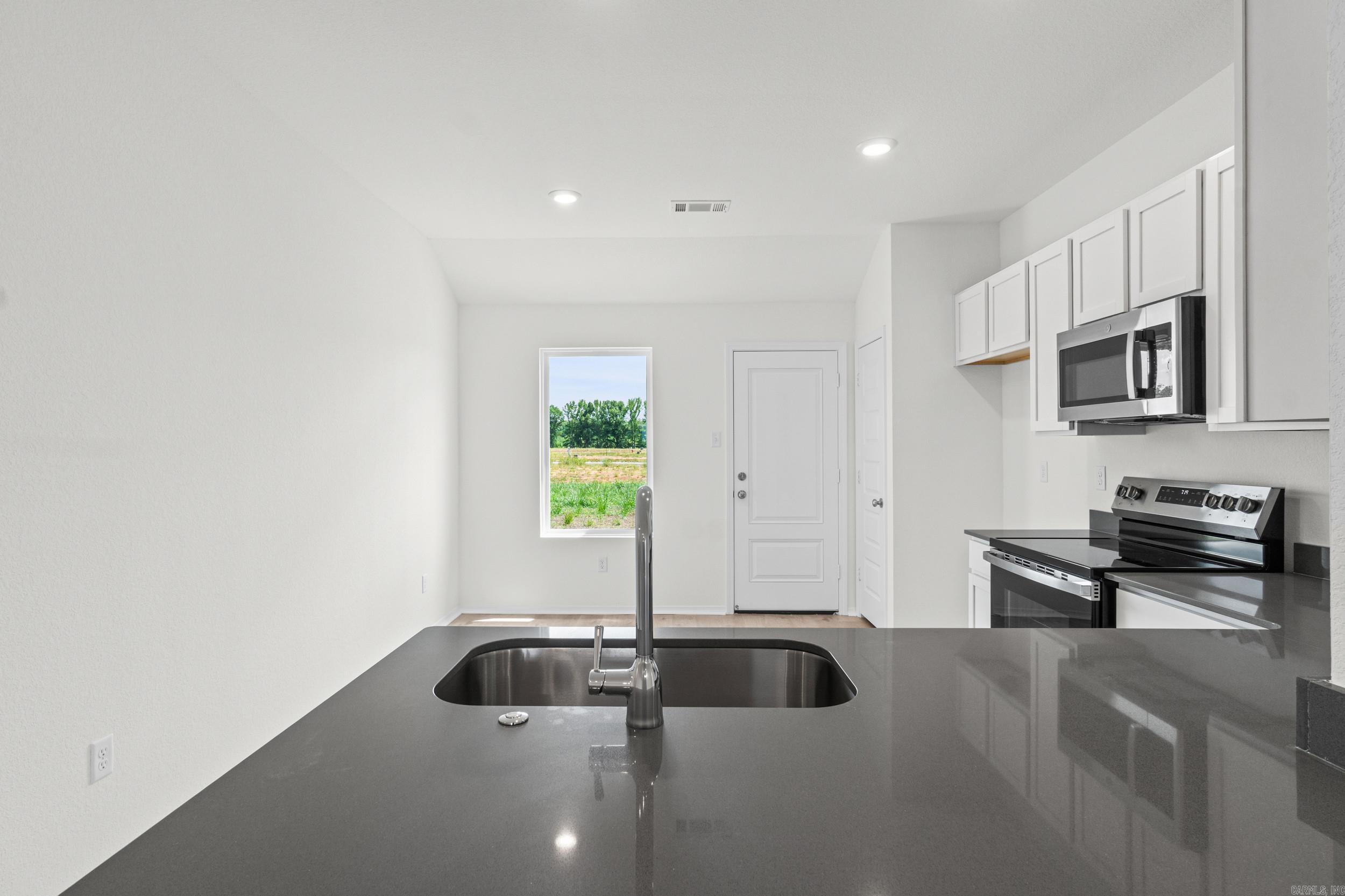 SOUTHFORK RANCH S/D PH I - Residential