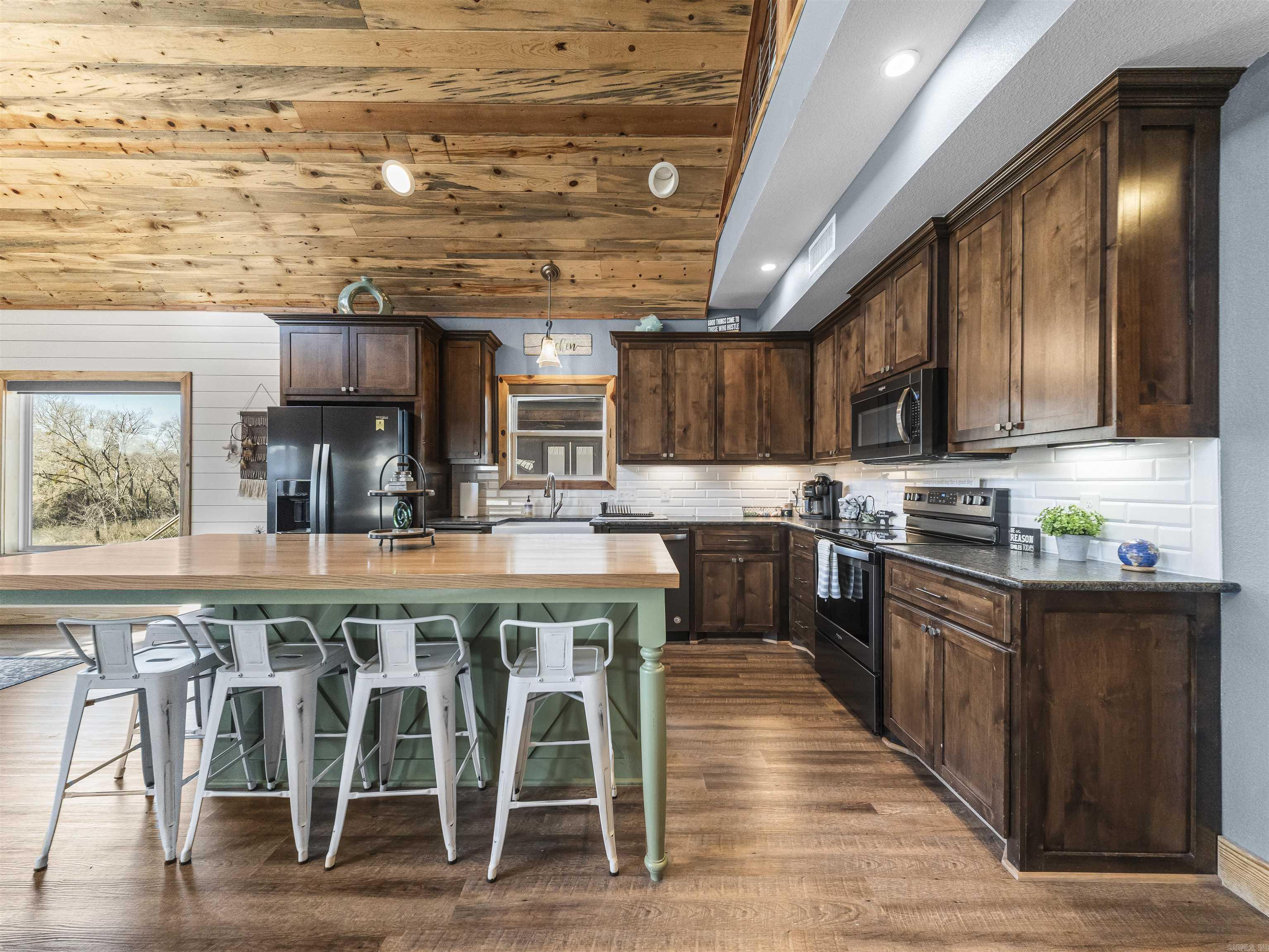 Jordans Bend at Caddos - Residential