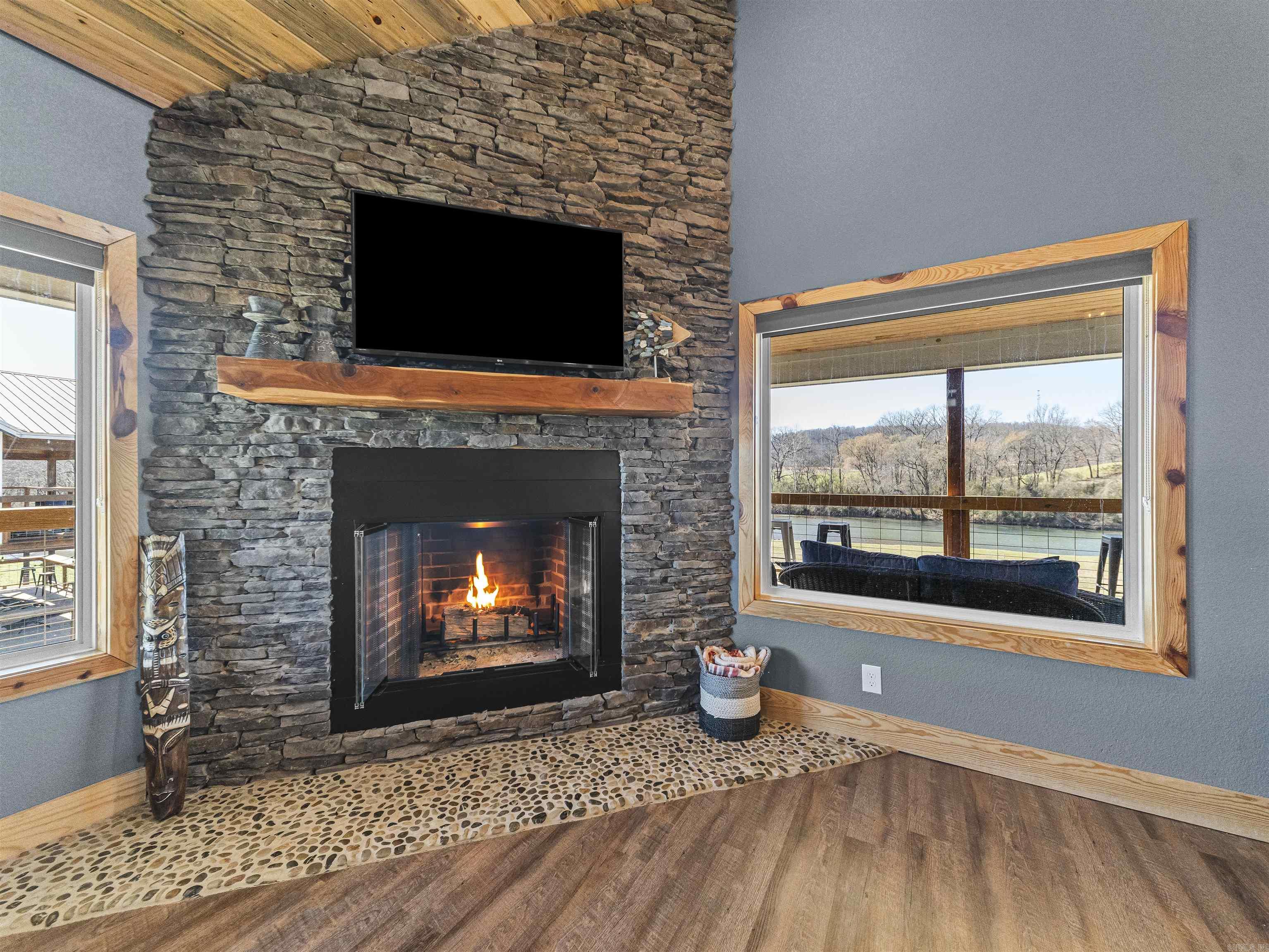 Jordans Bend at Caddos - Residential