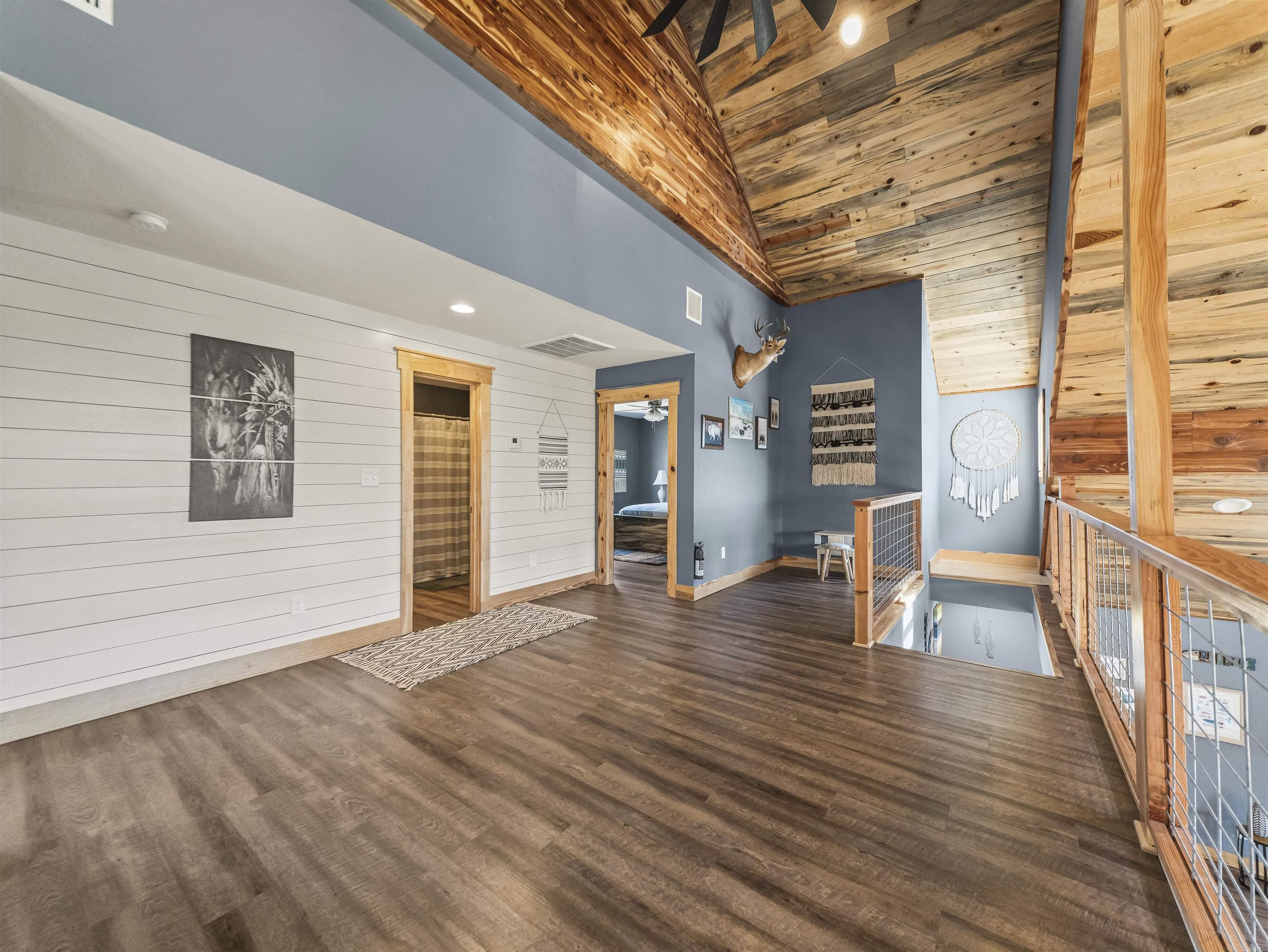 Jordans Bend at Caddos - Residential