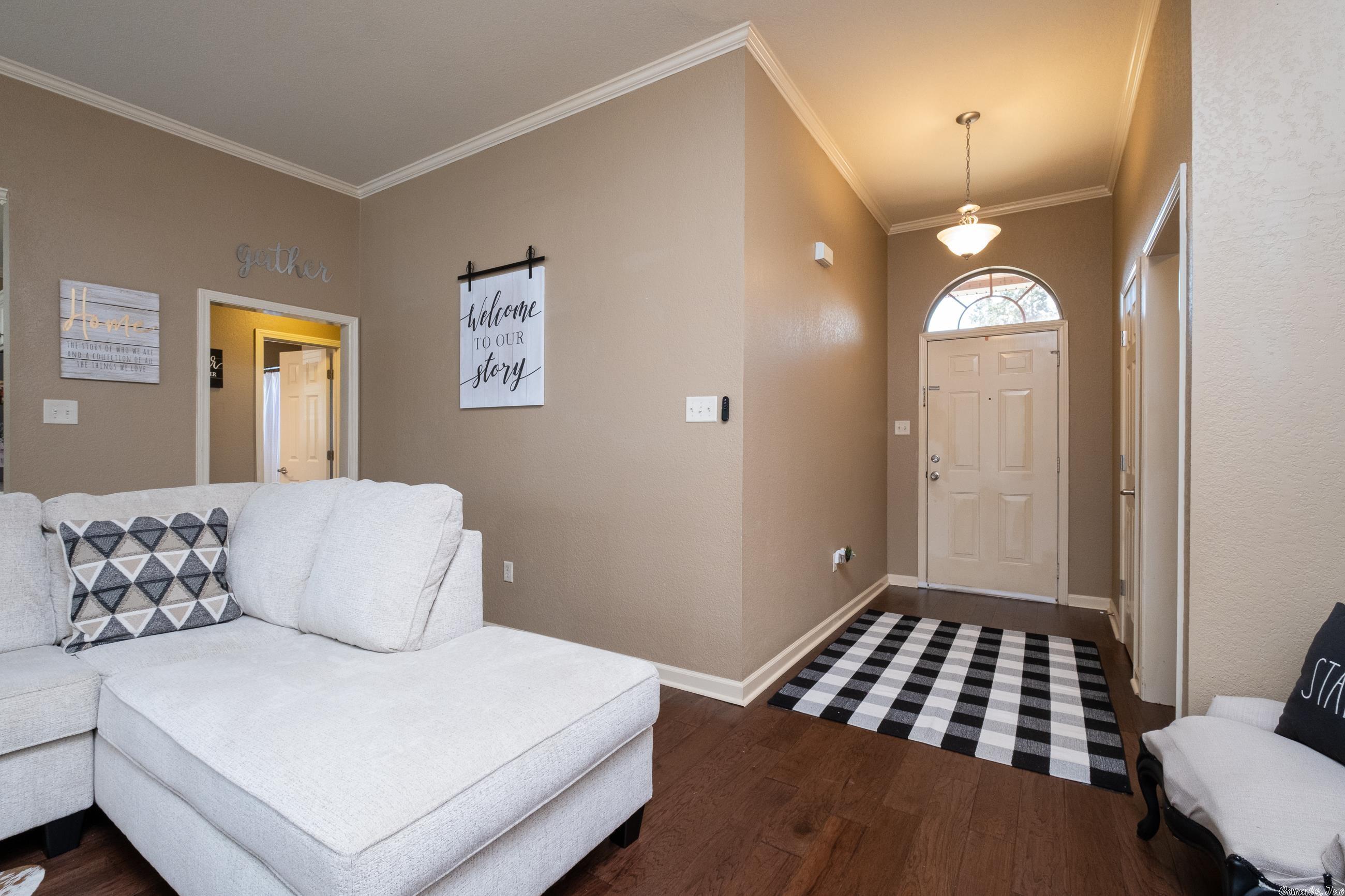 HIDDEN MEADOWS - Residential