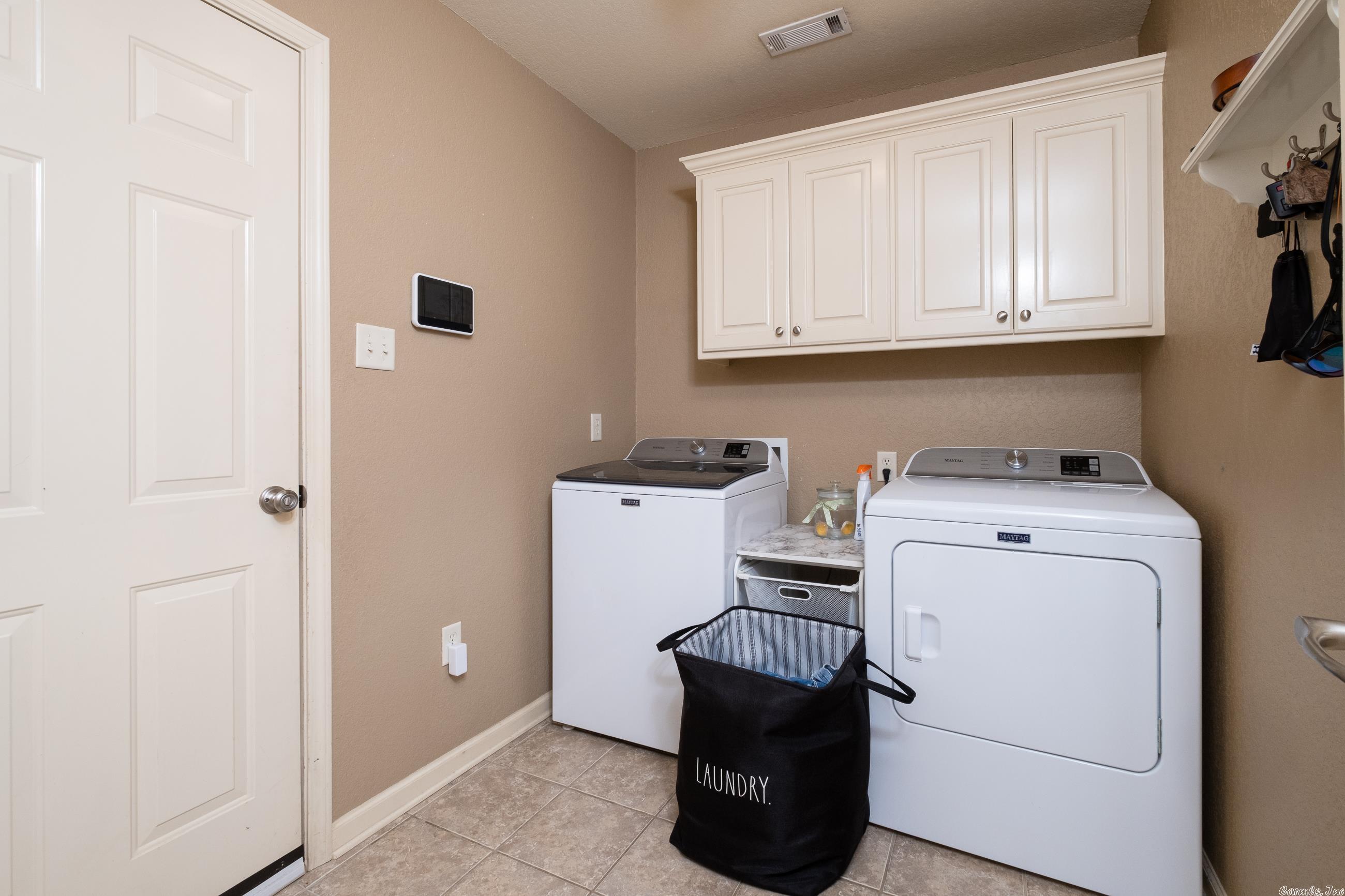 HIDDEN MEADOWS - Residential