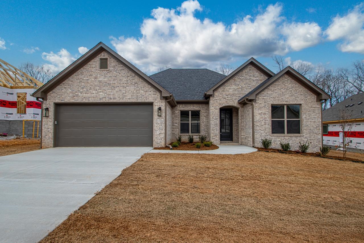 MILLERS GLENN - Residential