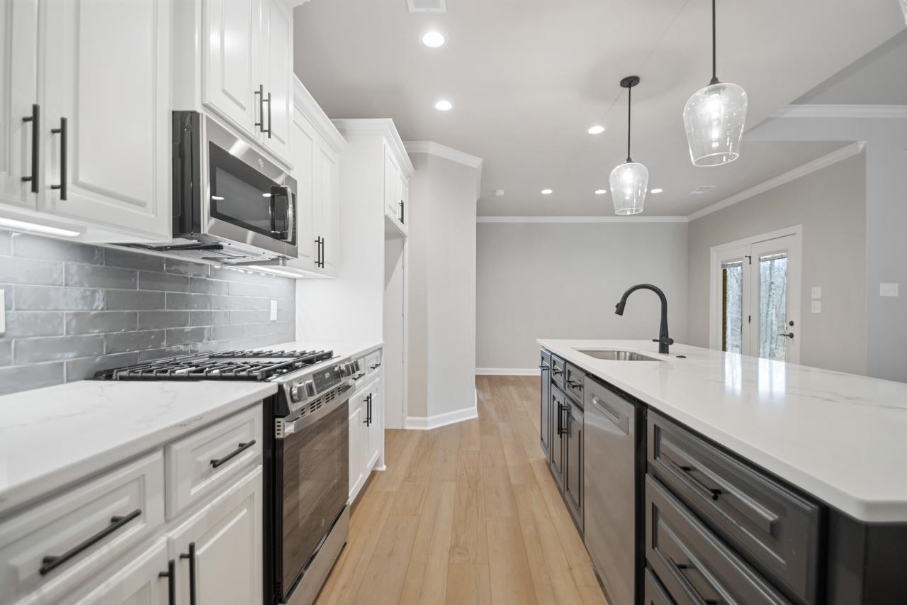 MILLERS GLENN - Residential