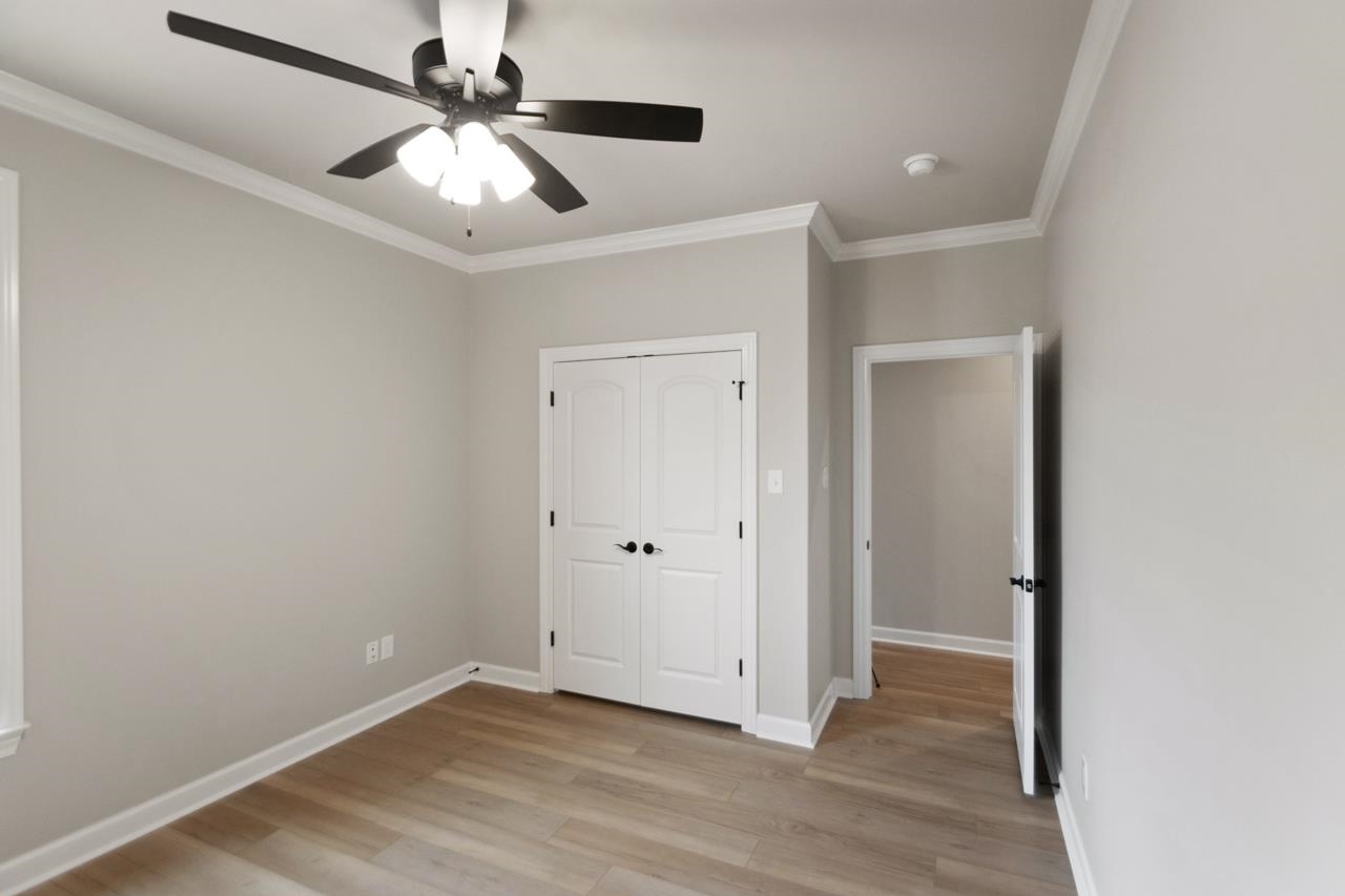 MILLERS GLENN - Residential