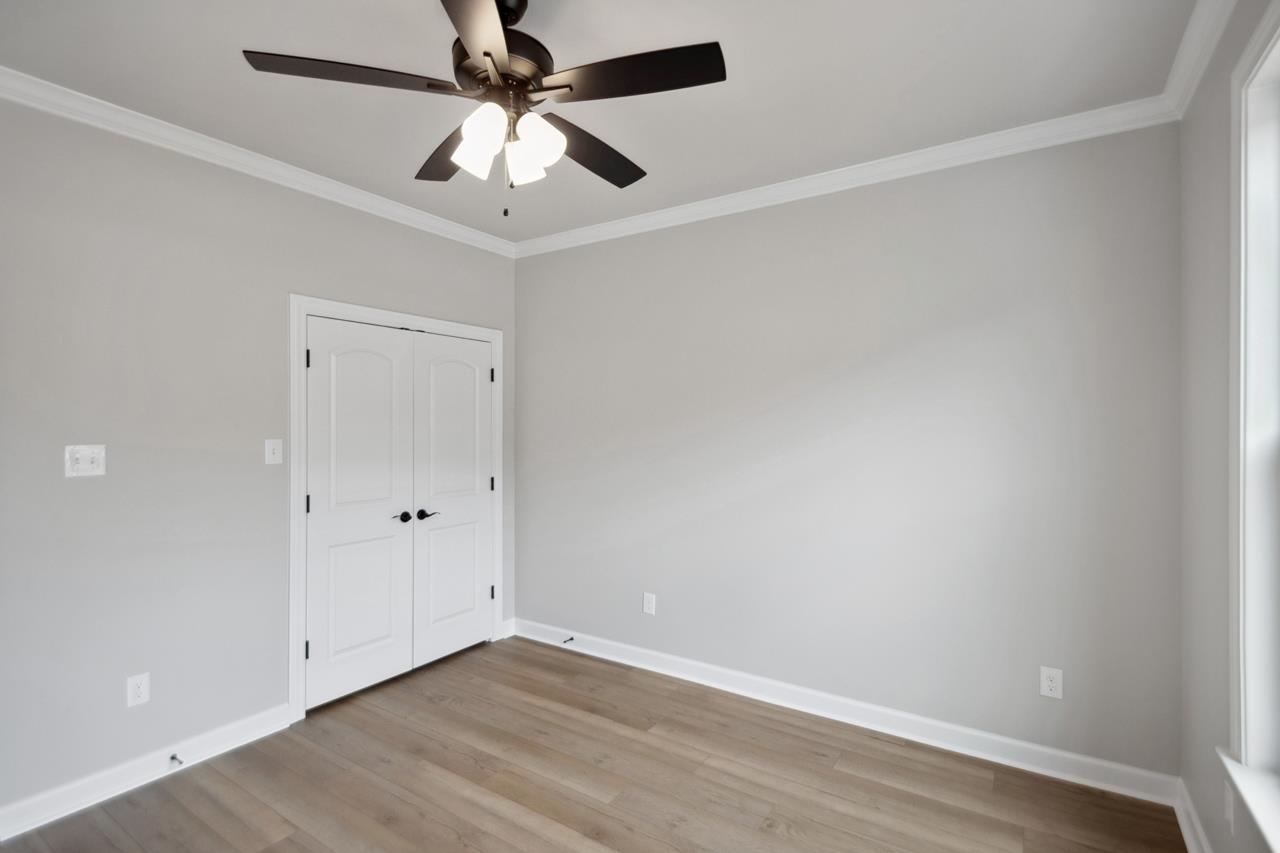 MILLERS GLENN - Residential