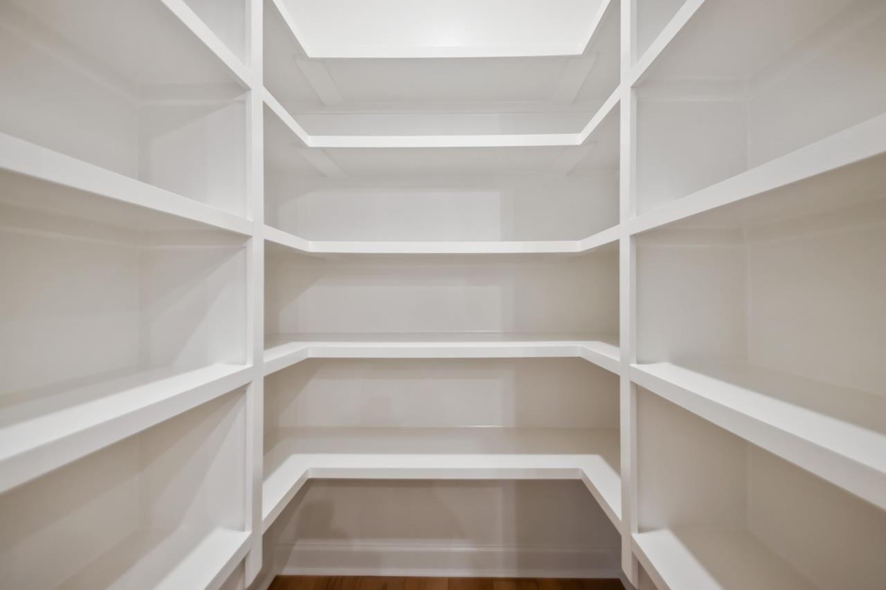 MILLERS GLENN - Residential